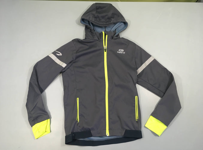 Sweat -coupe-vent léger gris/anis à capuche, Kalenji,  élastique du bas décousu, moins cher chez Petit Kiwi