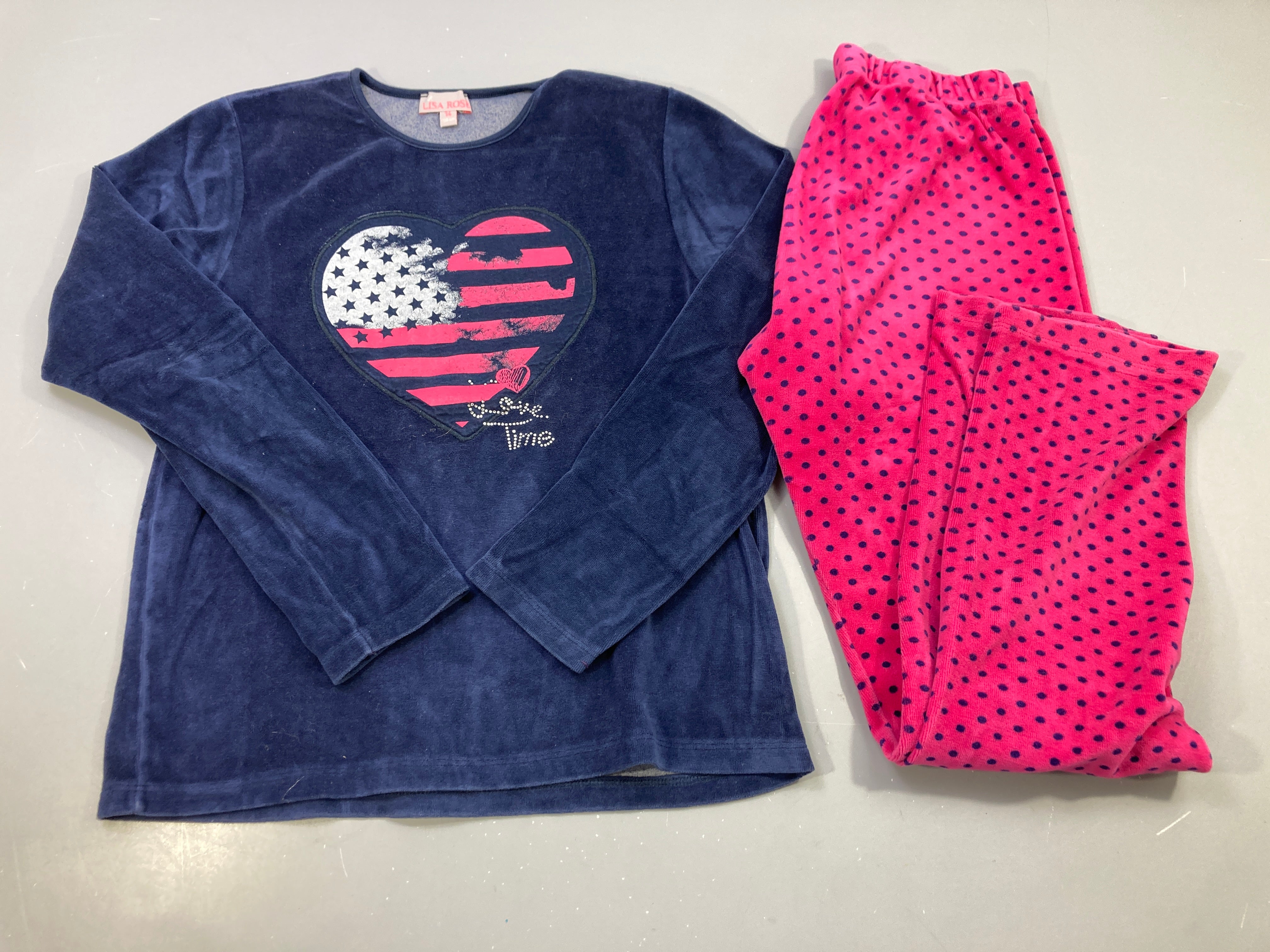 Pyjama 2pcs velours bleu marine cœur, pantalon fuchsia à pois