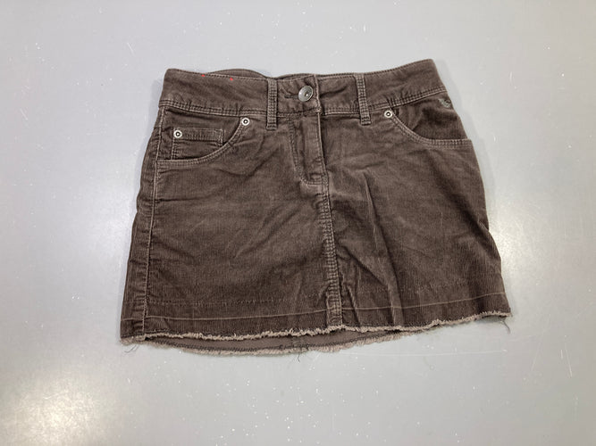 Jupe velours côtelé marron foncé, bas effiloché, 5 poches, moins cher chez Petit Kiwi