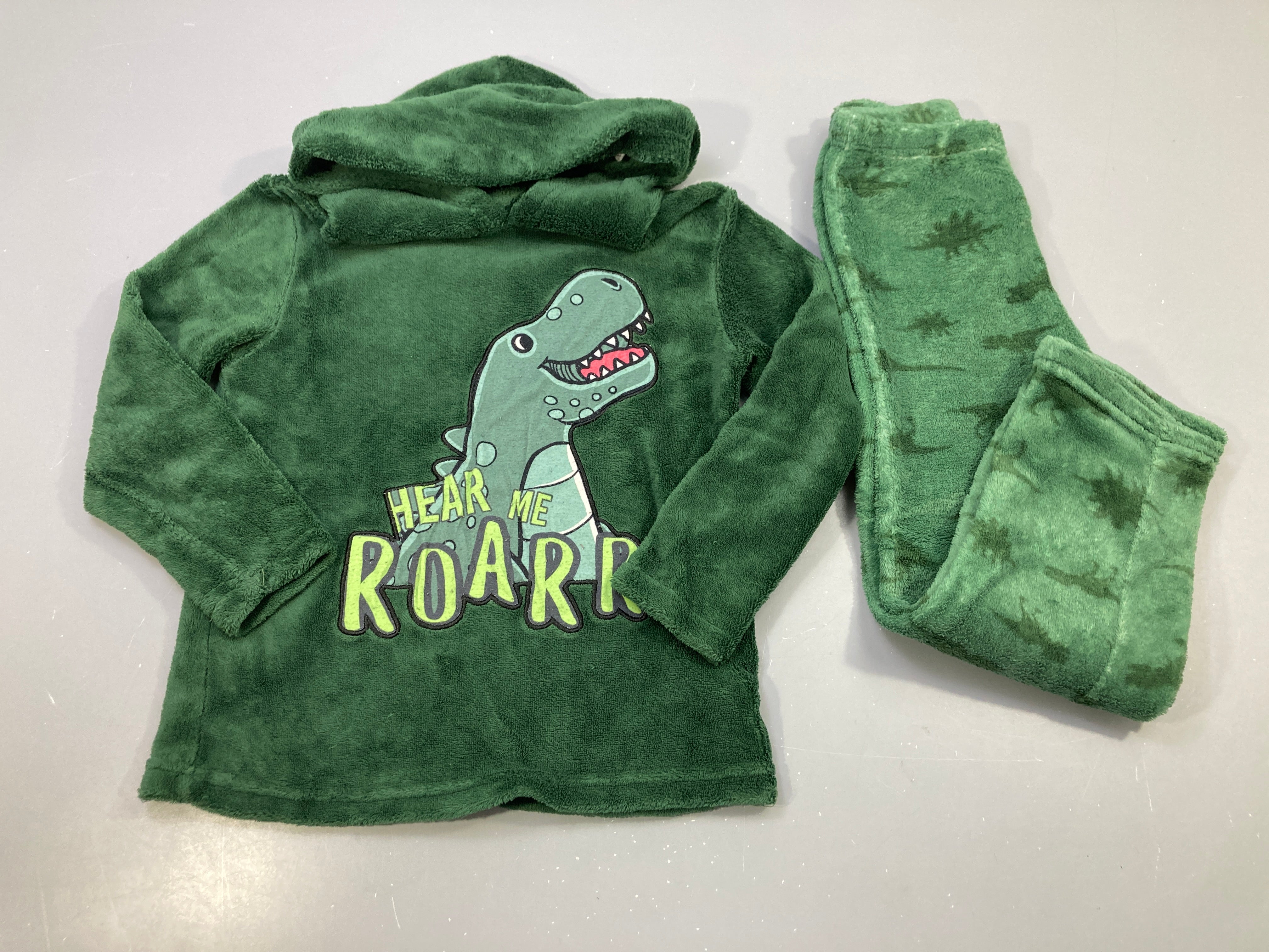 Pyjama 2pcs velours vert dinosaure Hear me roar, capuche