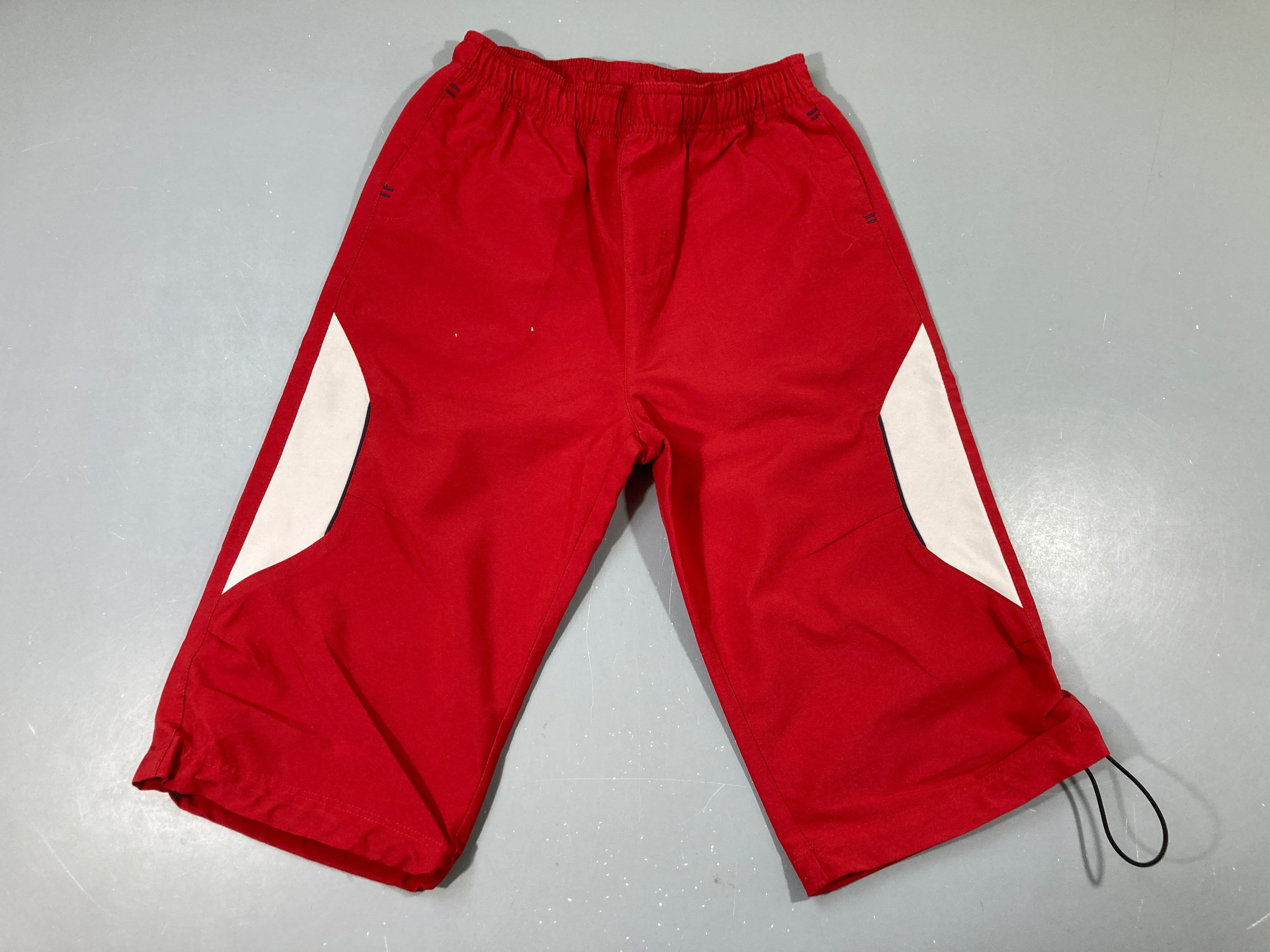 Bermuda rouge