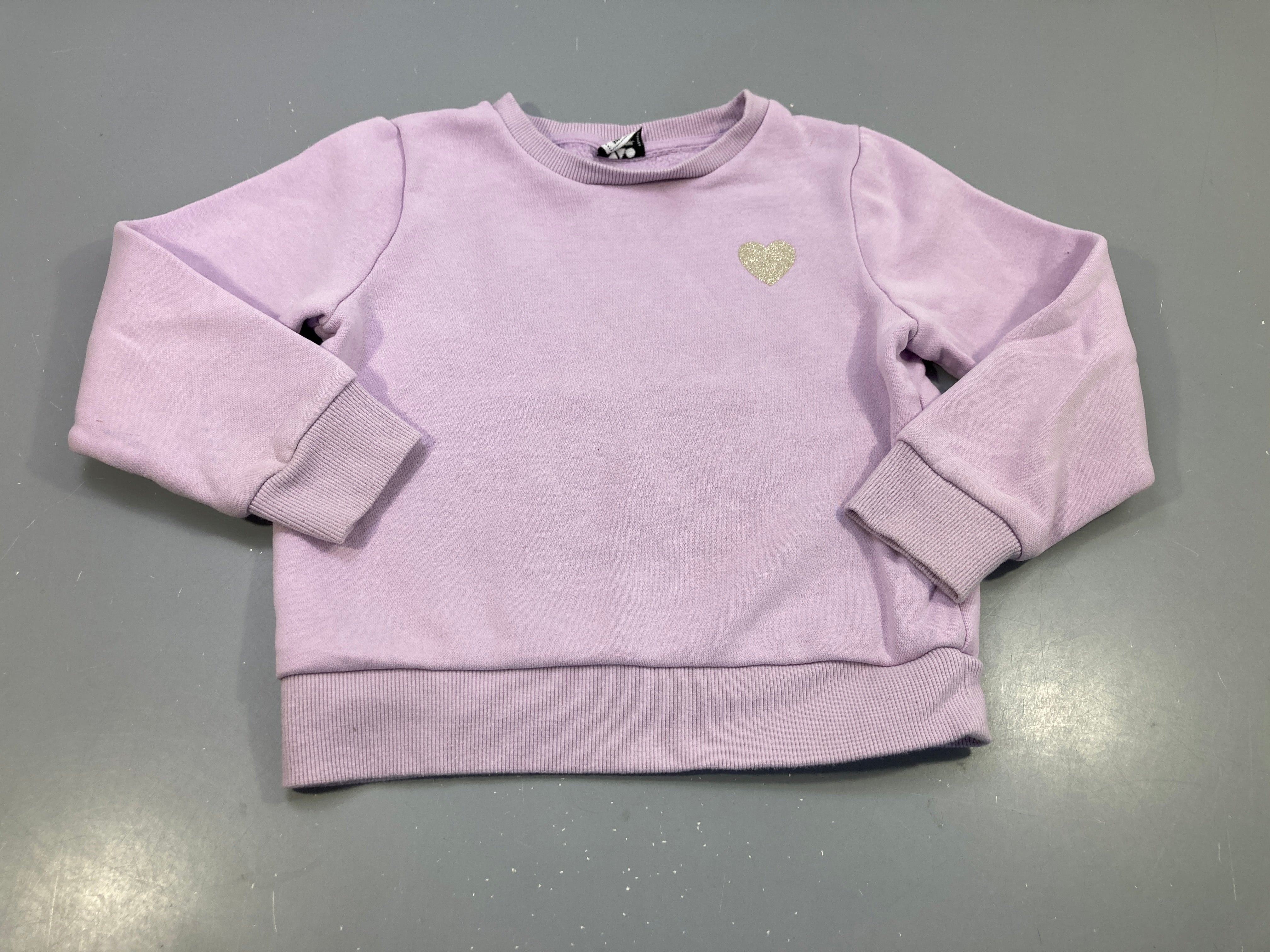 Sweat mauve clair, coeur doré pailleté