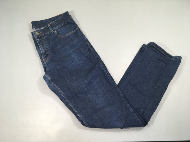 Jeans taille estimée 32/34, moins cher chez Petit Kiwi