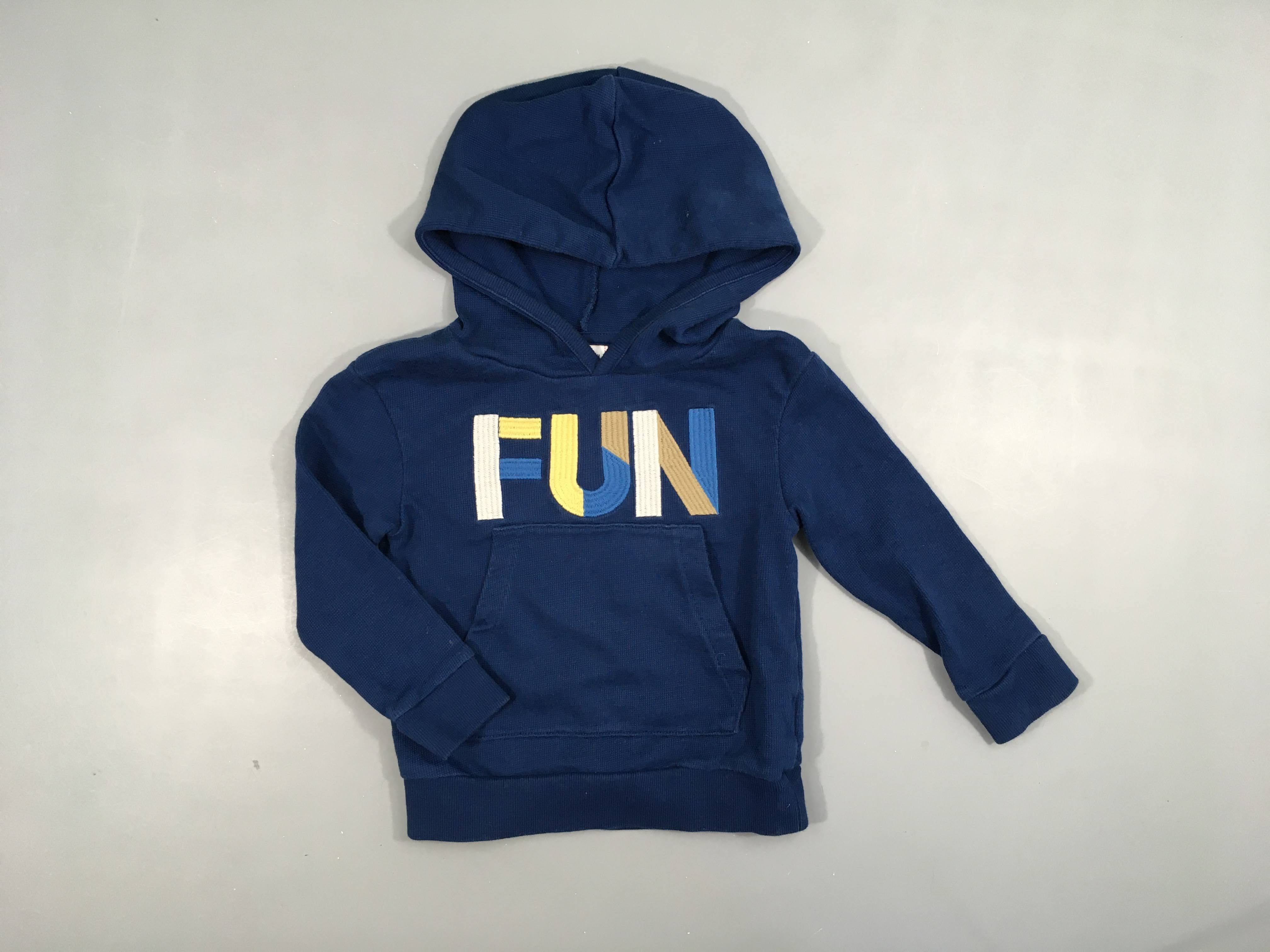 Pull bleu à capuche Fun