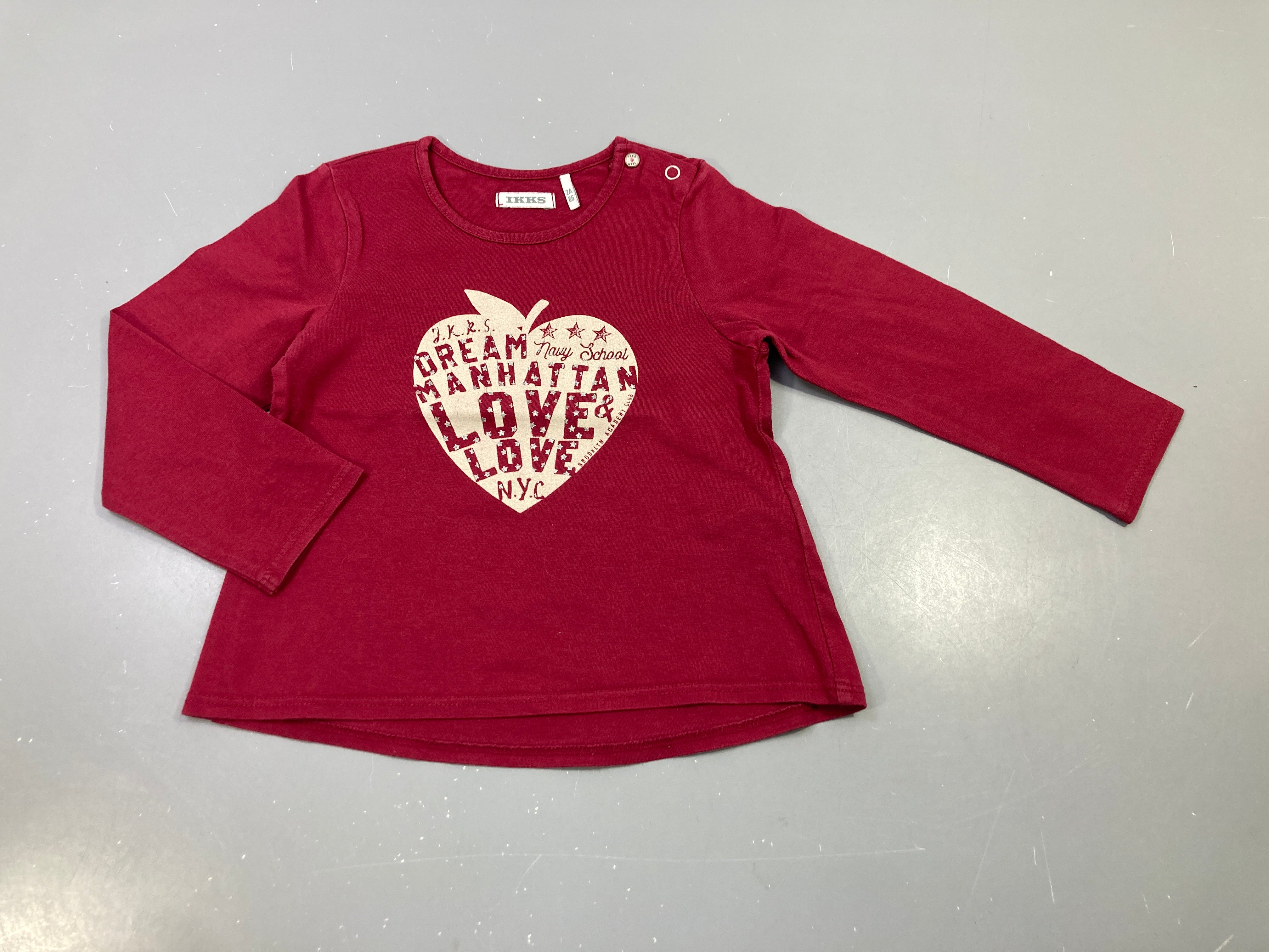 T-shirt m.l  bordeaux, pomme, coeur blanche avec inscriptions