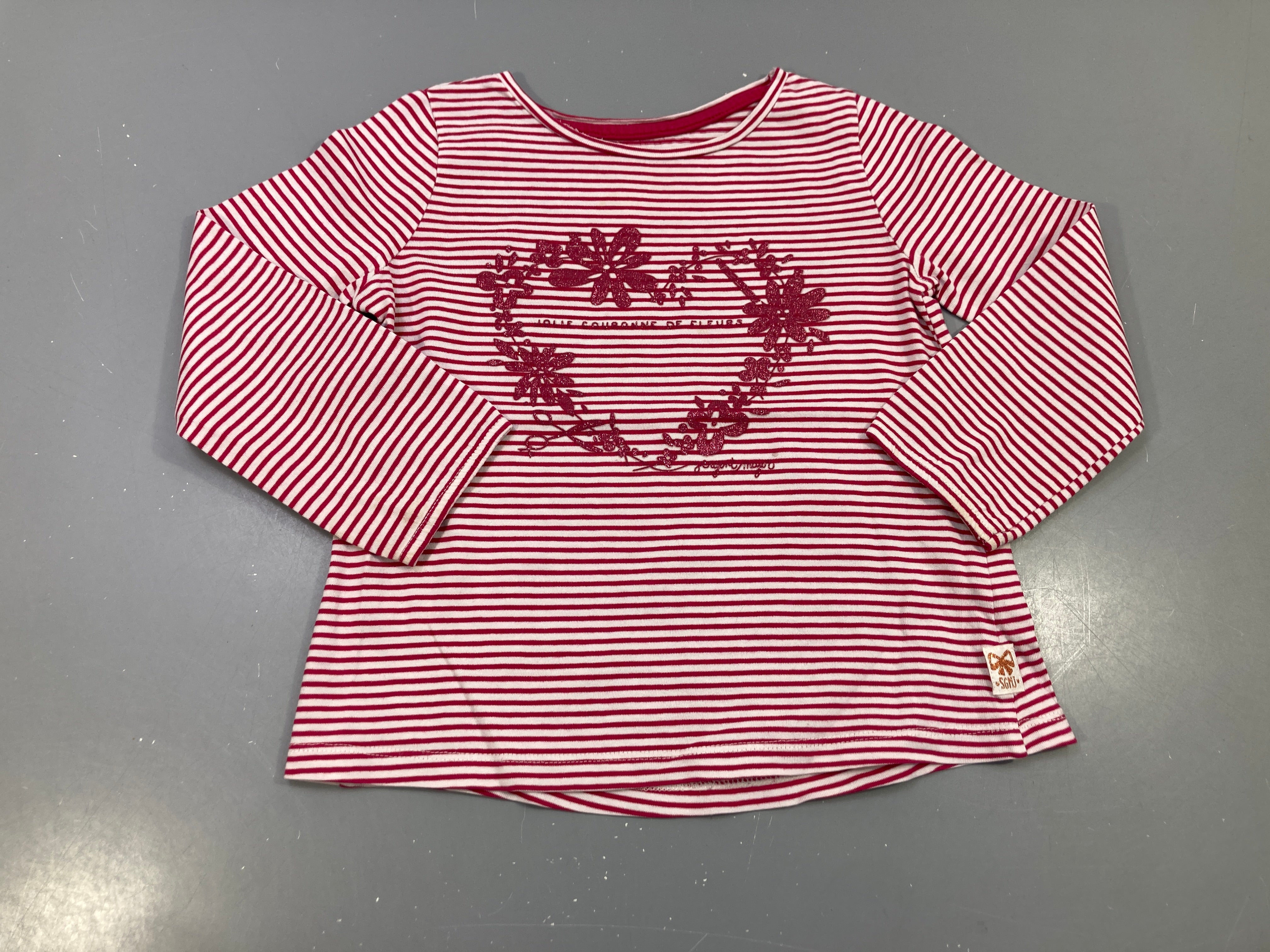 T-shirt m.l blanc rayé  rose coeurs en fleurs pailletées 