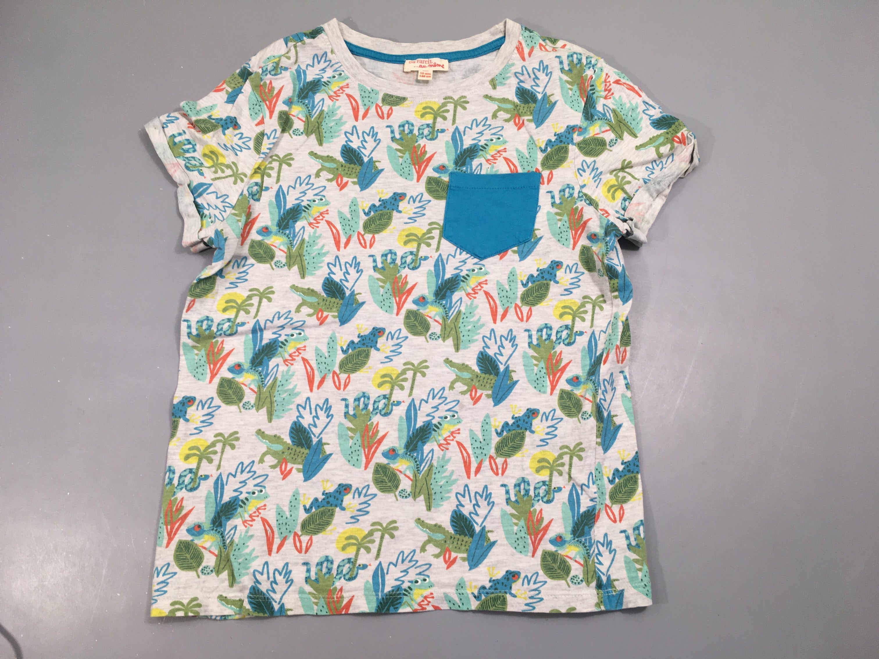 T-shirt m.c gris motifs bleu et vert