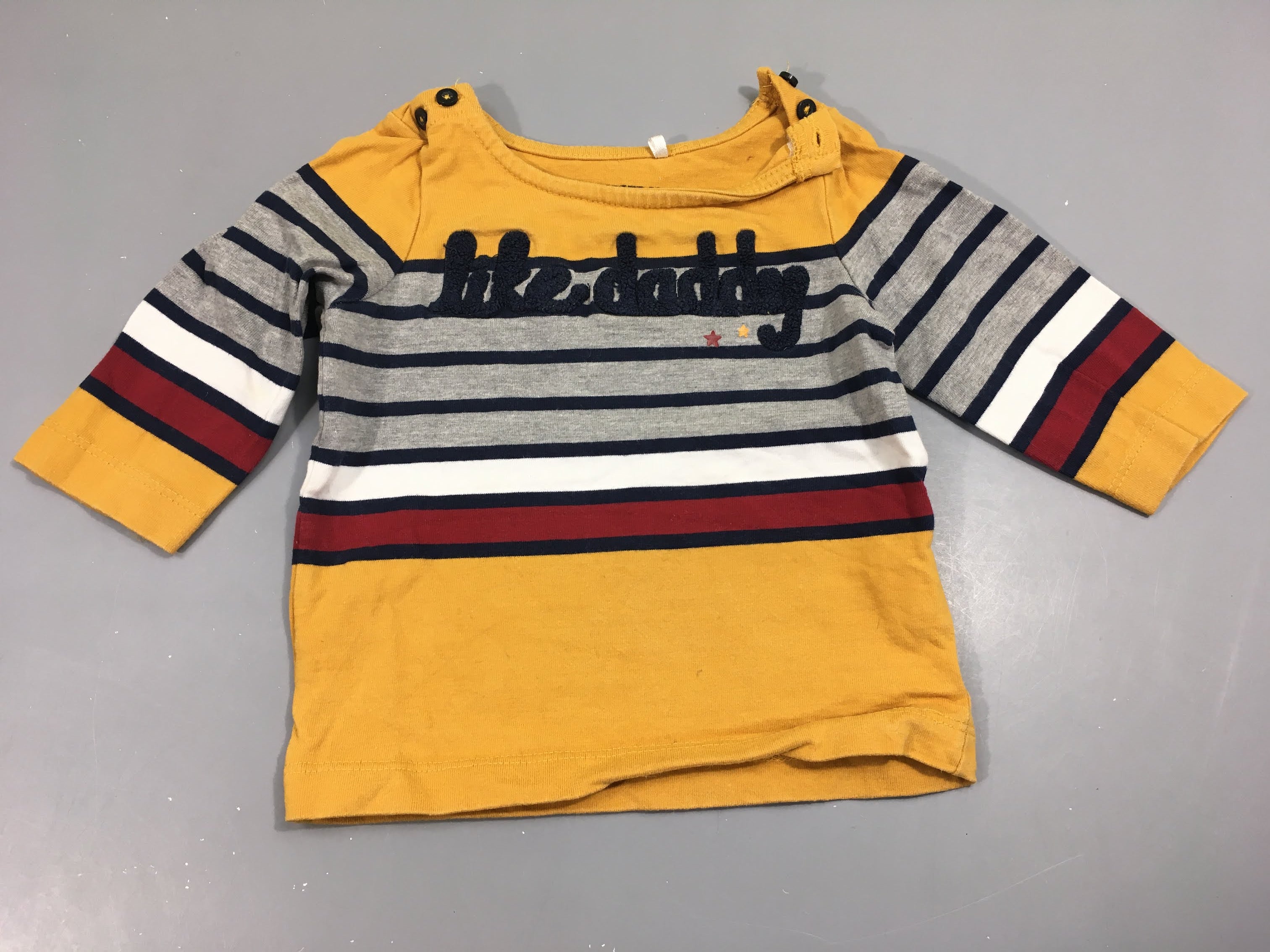 T-shirt m.l gris rayures bleu, moutarde