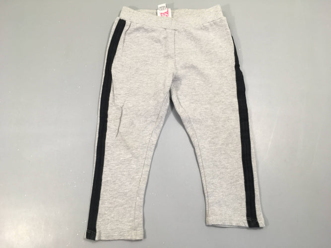 Pantalon jogging gris chiné, bande noire, moins cher chez Petit Kiwi