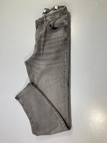 Jean gris anthracite délavé Regular Clark, moins cher chez Petit Kiwi