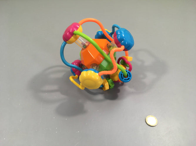Jouet d'activité plastique multicolore perles, grelots, moins cher chez Petit Kiwi