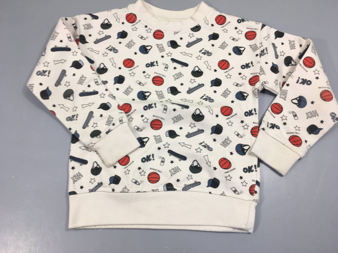 Sweat écru, motifs skate, légèrement bouloché, moins cher chez Petit Kiwi