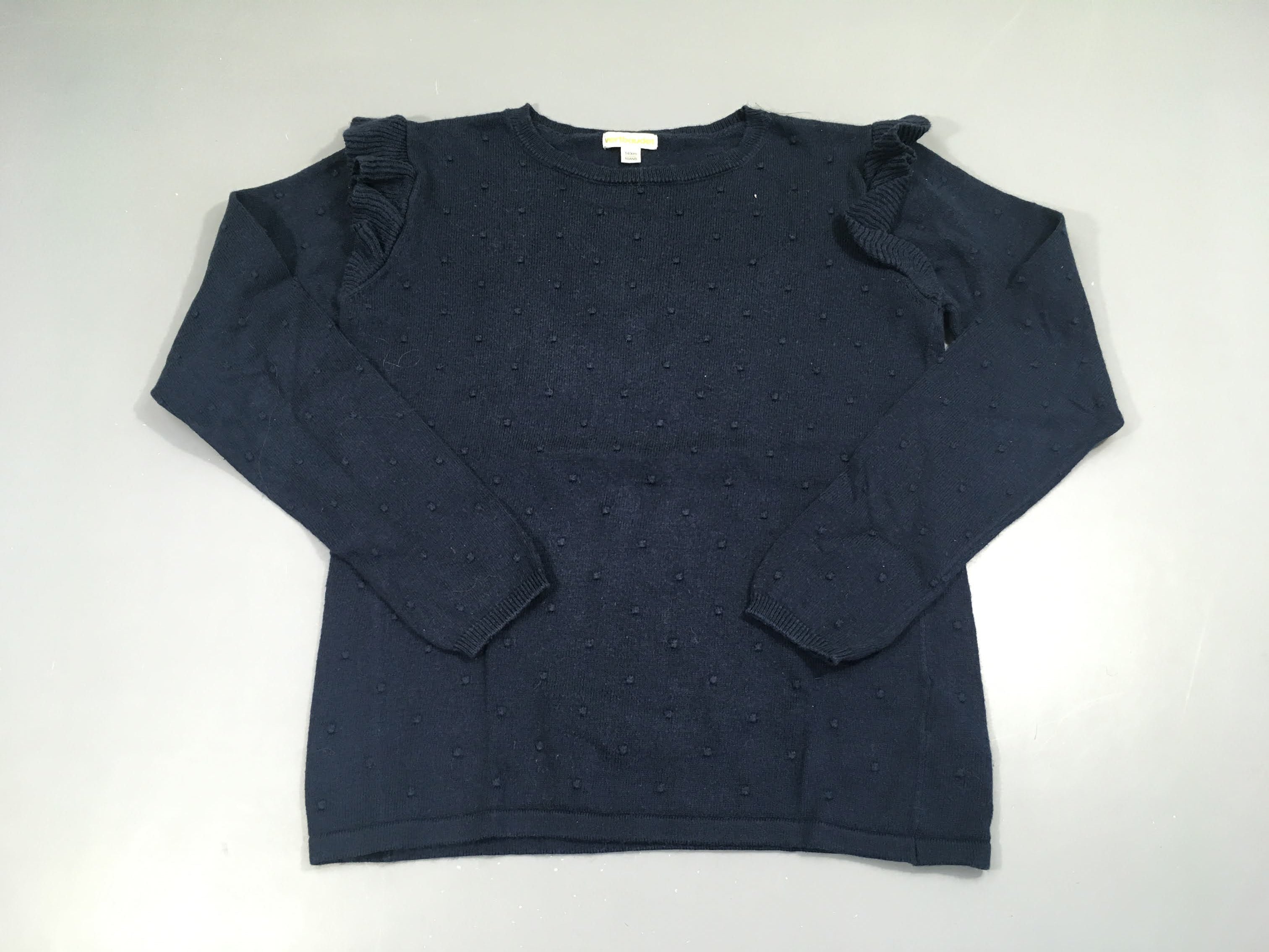 Pull bleu foncé plumetis froufrous