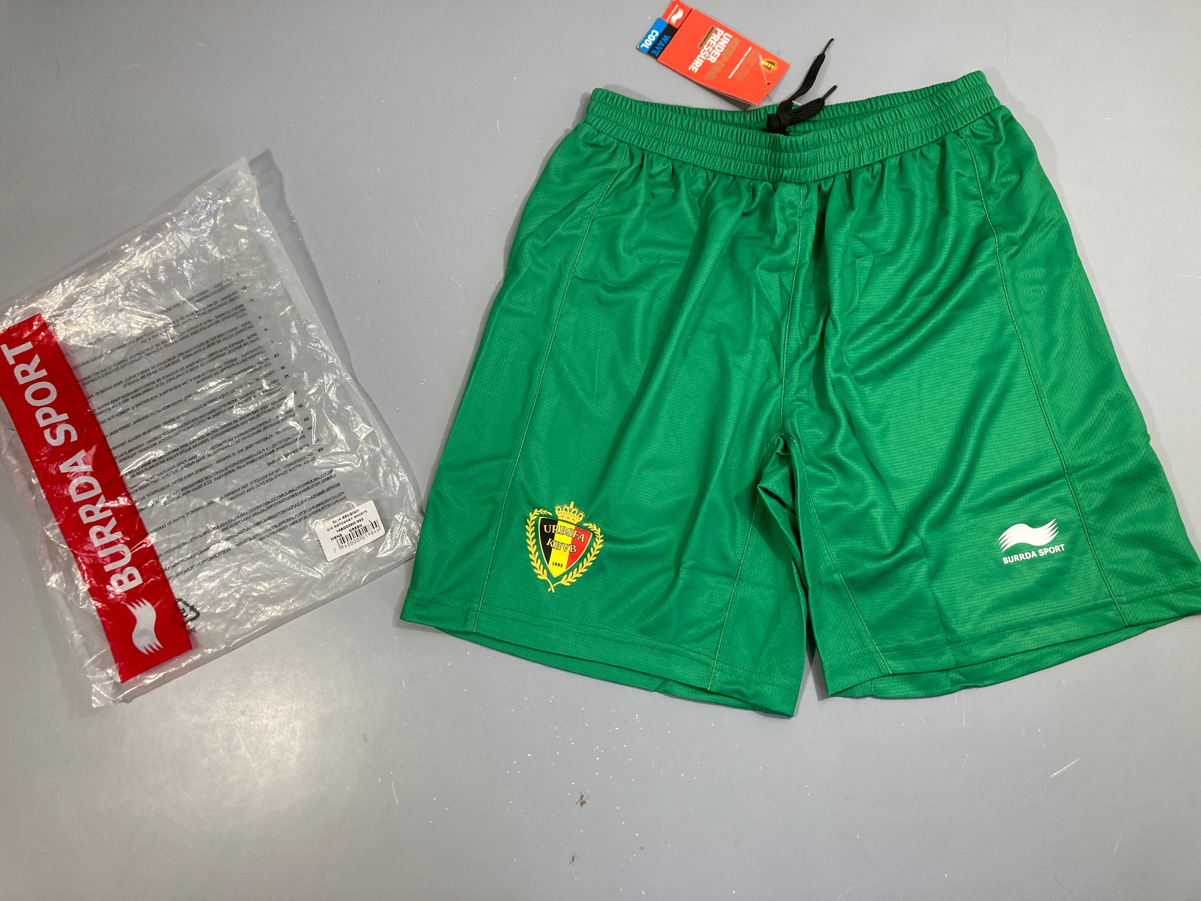 Neuf-Short officiel de l'équipe national belge vert (entrainement) archive