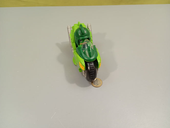 Figurine Pyjamasque Gluglu et sa moto, moins cher chez Petit Kiwi