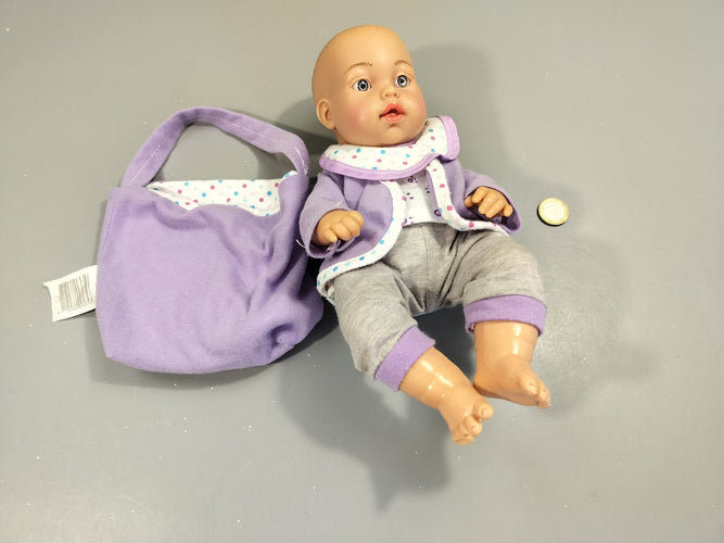 Petite poupée +  sac assorti, moins cher chez Petit Kiwi