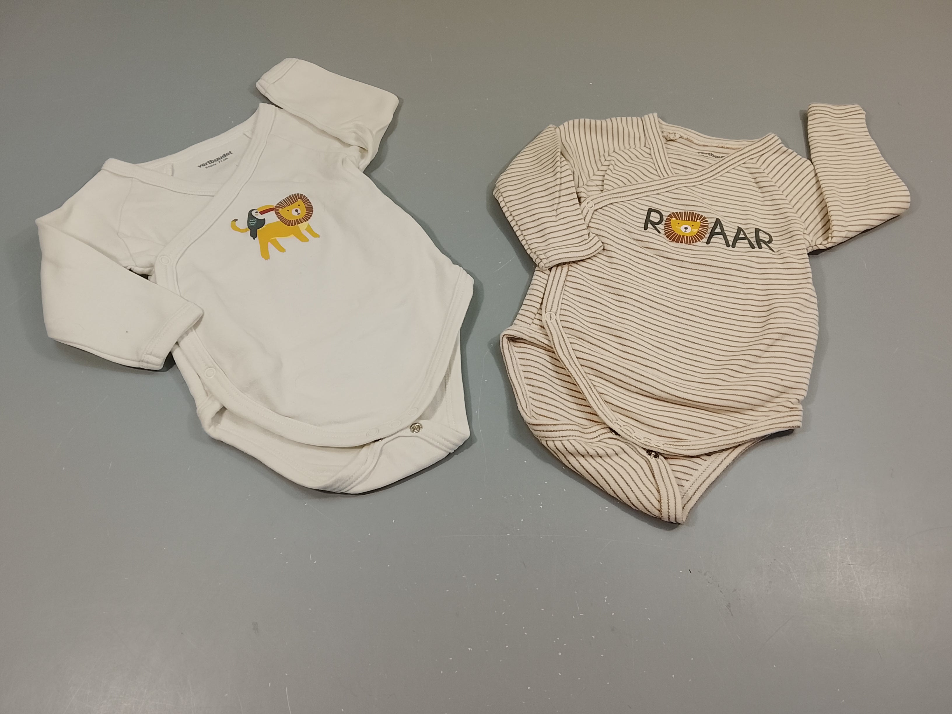 Ensemble de 2 bodies ml , 1 écru rayé brun 