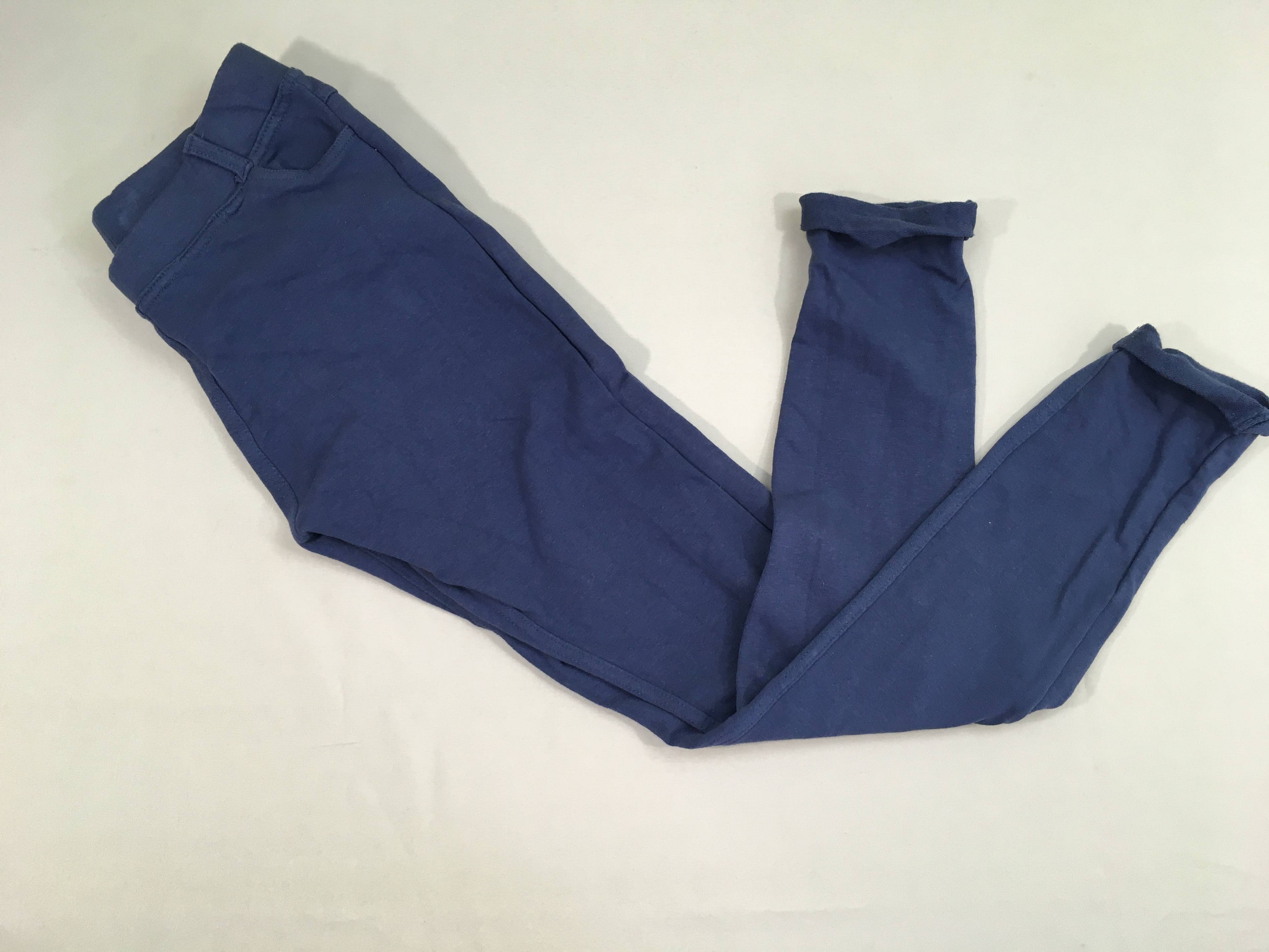 Tregging bleu, légèrement bouloché