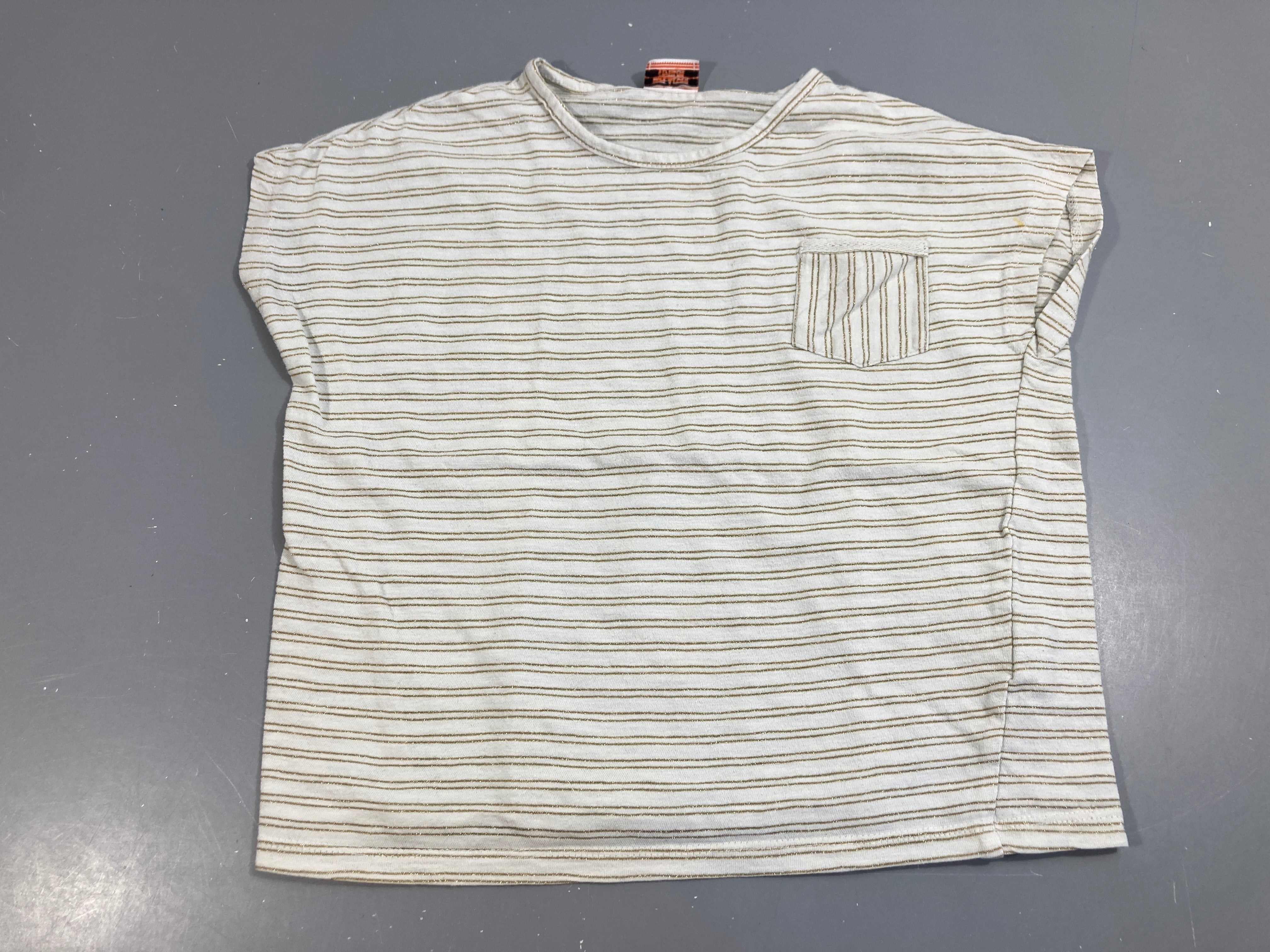 T-shirt m.c blanc lignes dorées