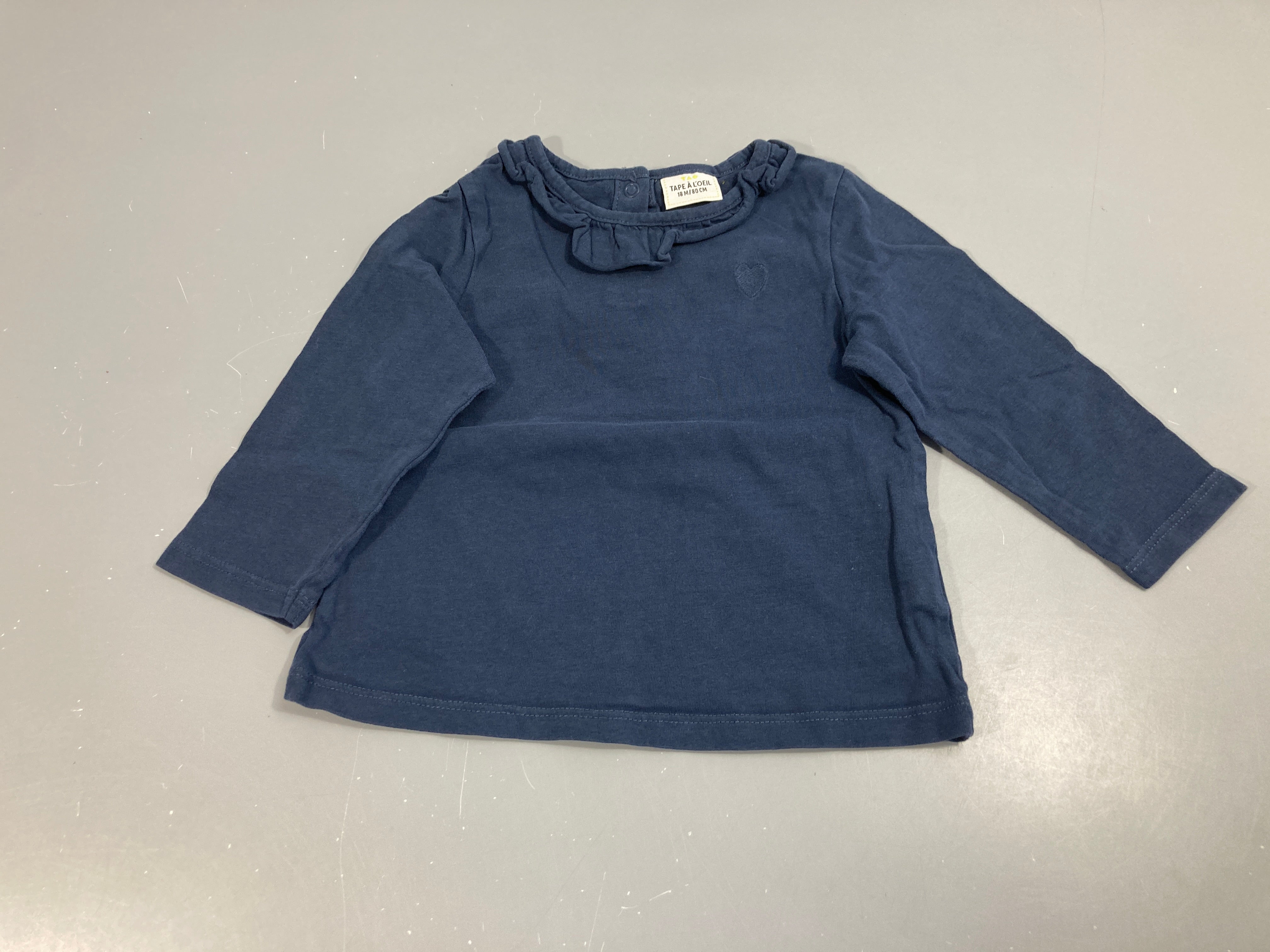 T-shirt m.l bleu foncé