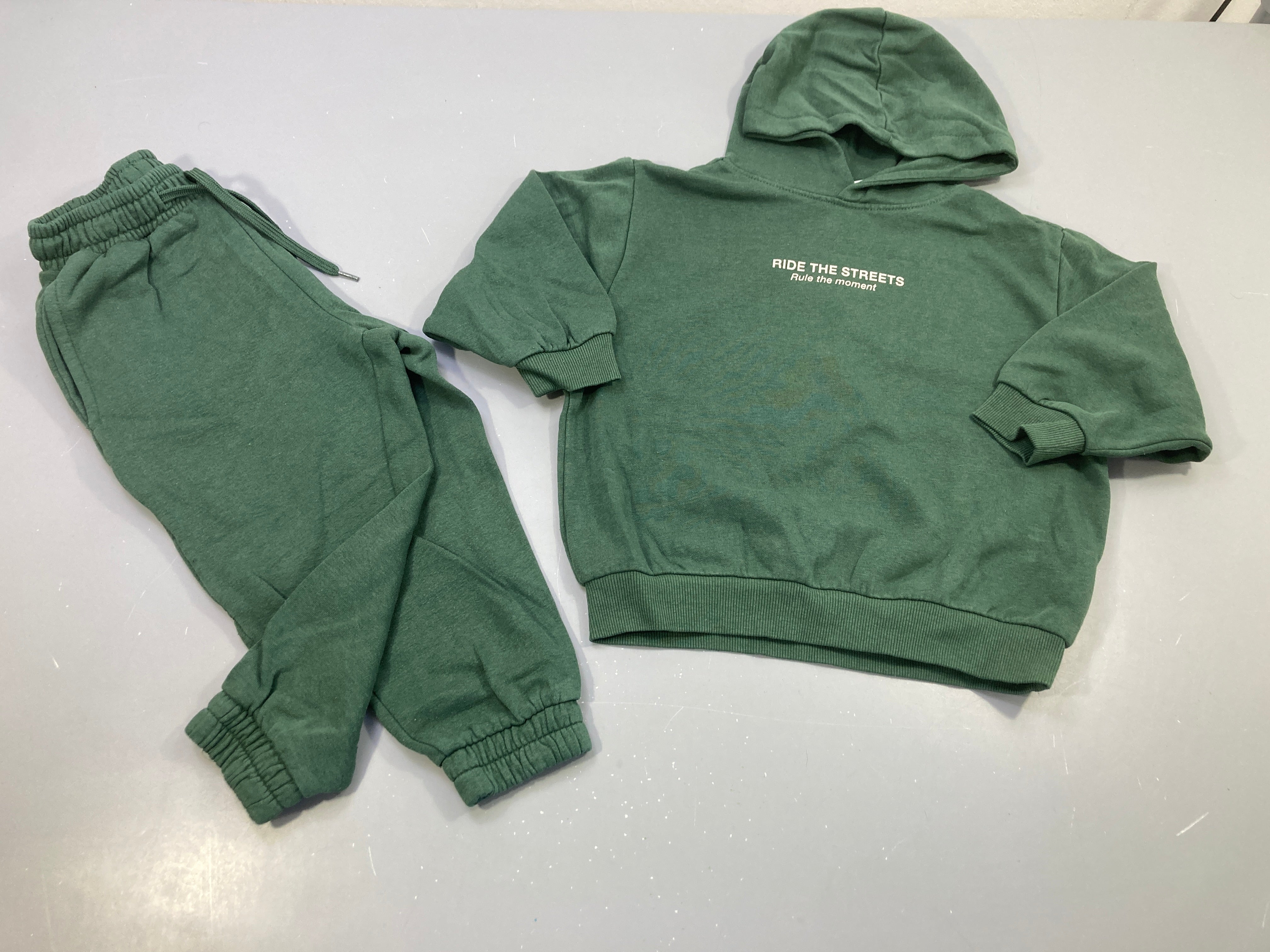 Ensemble jogging vert  