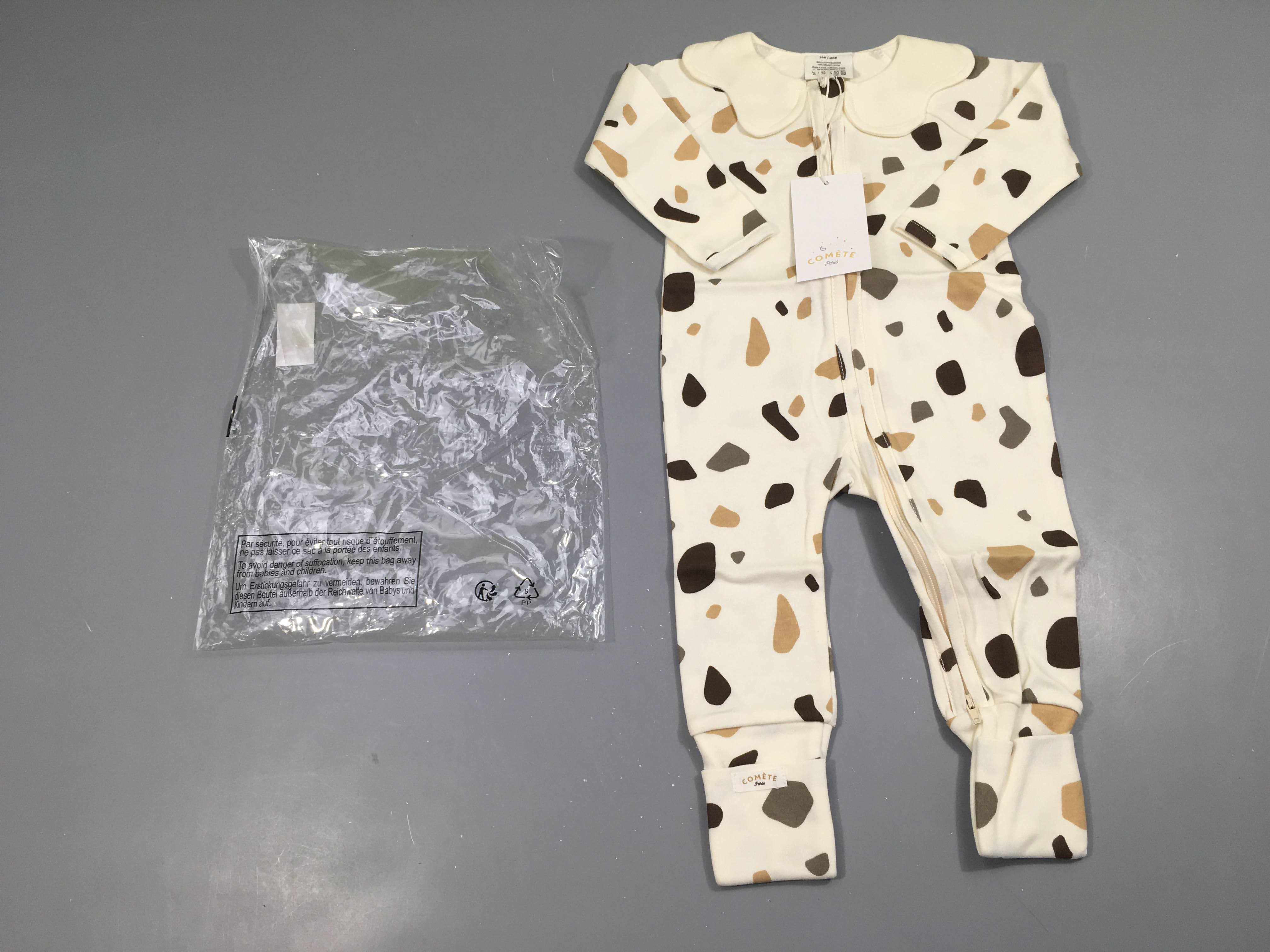 NEUF sous blister Pyjama jersey blanc col motifs bruns Comète paris (prix neuf sur leur site 34€)