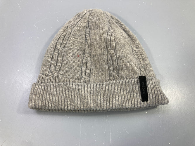 Bonnet  tricot gris , quelques torsades "Wedze"  53-56cm, moins cher chez Petit Kiwi