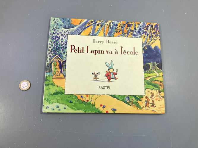 Petit Lapin va à l'école, moins cher chez Petit Kiwi