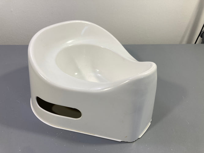 Petit pot blanc, petit bord bas abimé par endroit, aucun impact sur stabilité, moins cher chez Petit Kiwi