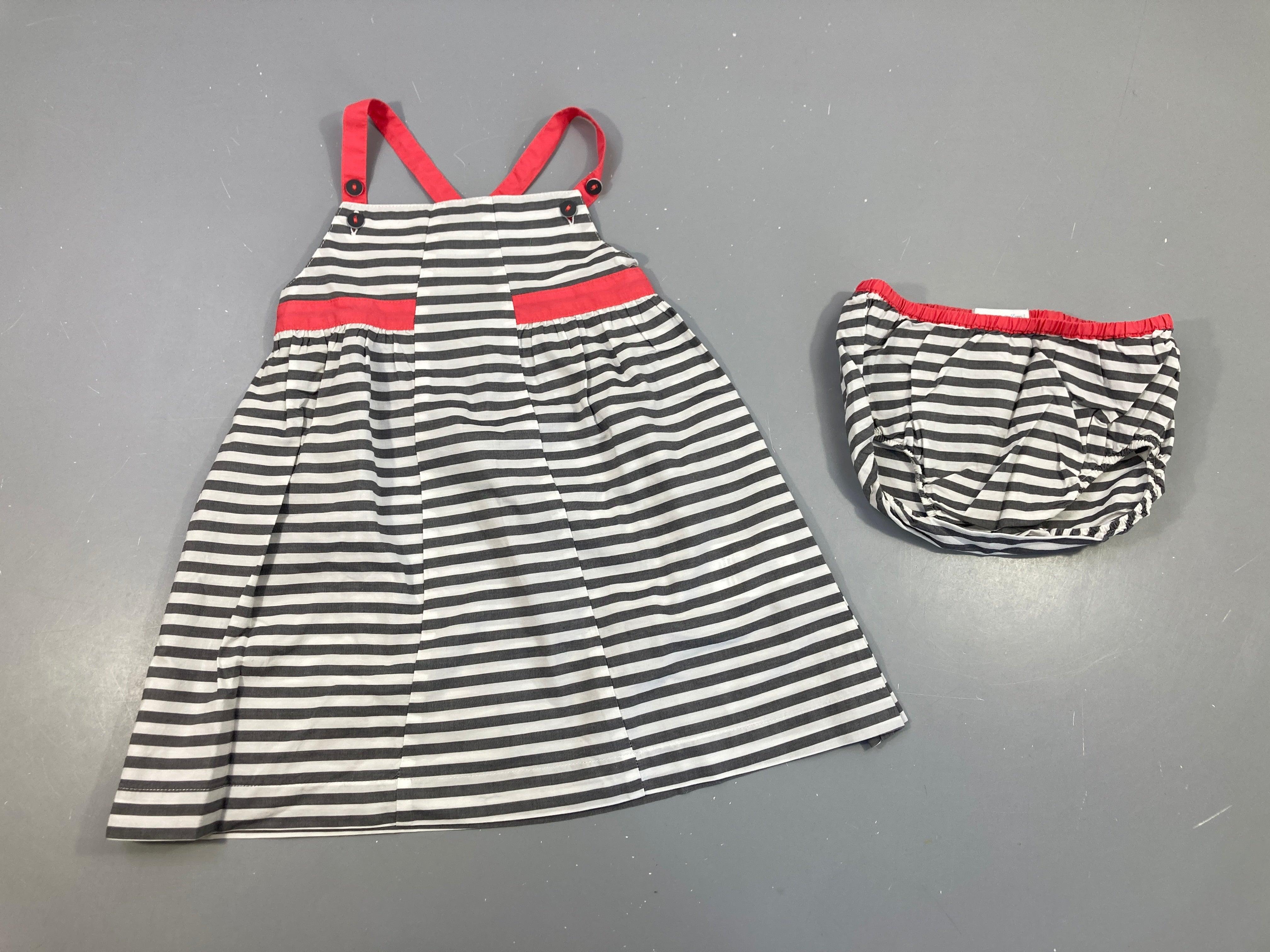 Robe bretelles rayé gris/blanc + bloomer