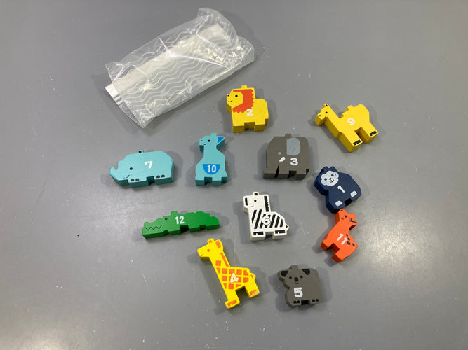 Lot de 12 animaux en bois numérotés de 1 à 12, multicolore, moins cher chez Petit Kiwi