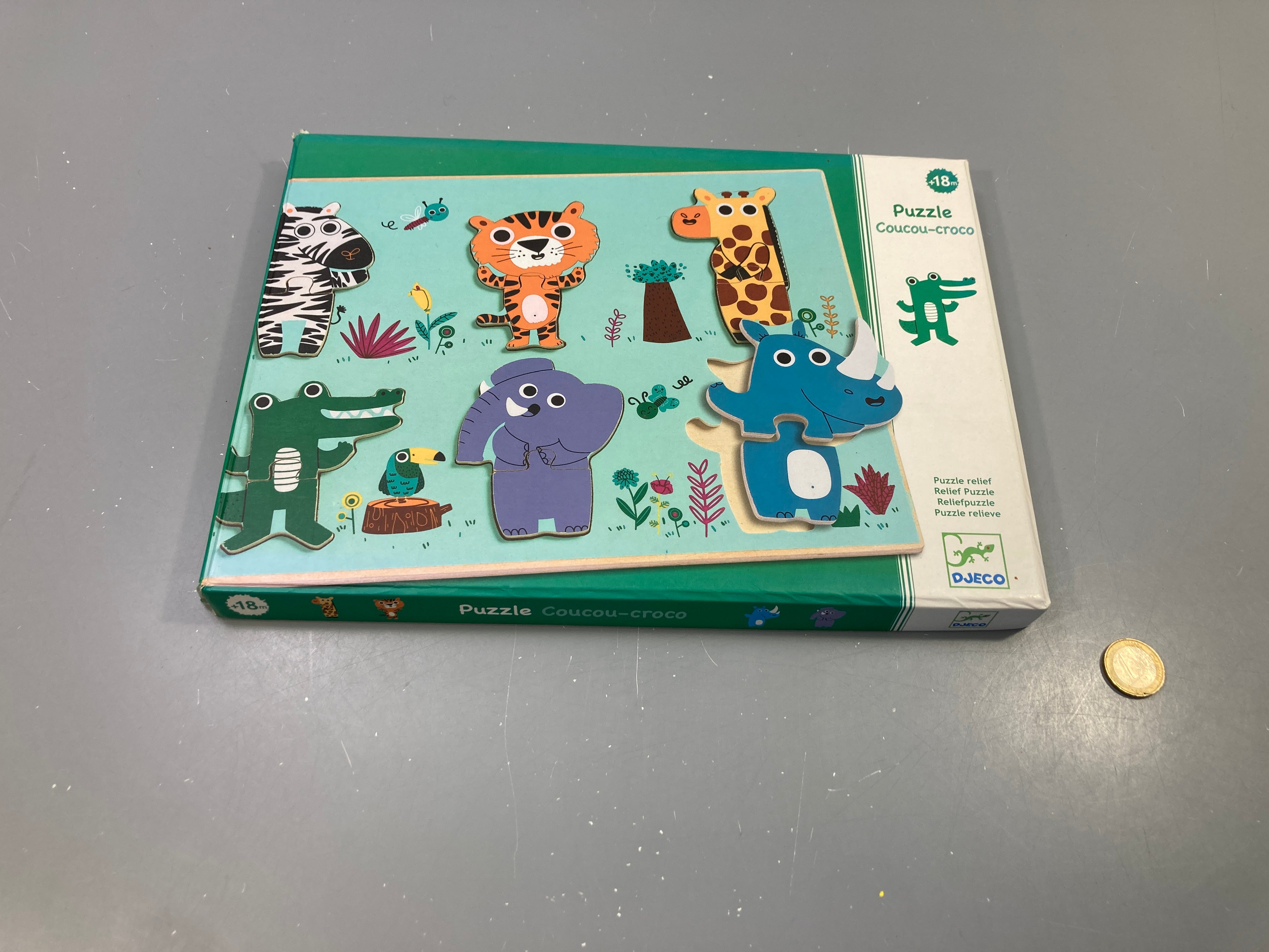 Puzzle relief en bois Coucou-croco animaux, Djeco, dès 18 mois 1 bord abimé