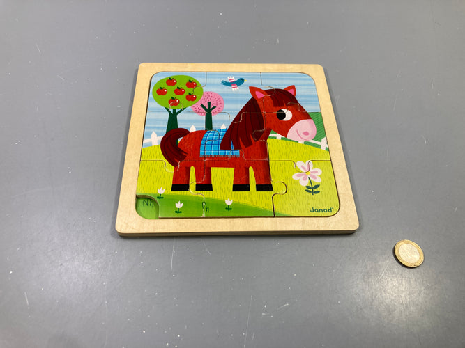 Puzzle en bois 9 pcs cheval à la ferme, Janod, moins cher chez Petit Kiwi