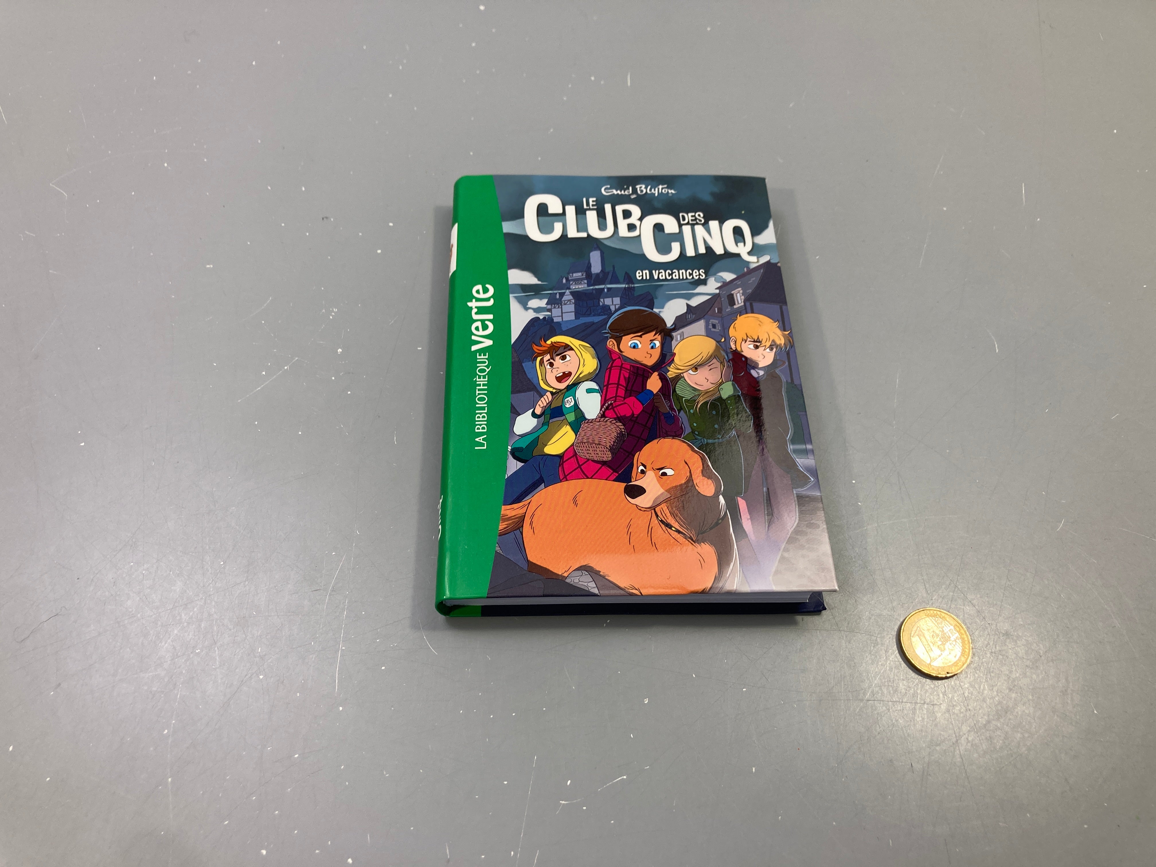 Le Club des Cinq en vacances, Enid Blyton, Bibliothèque verte 8-12a