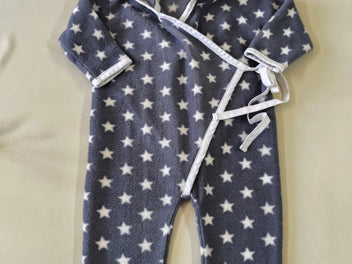 Sac de couchage velours gris étoiles blanches à capuche avec jambes