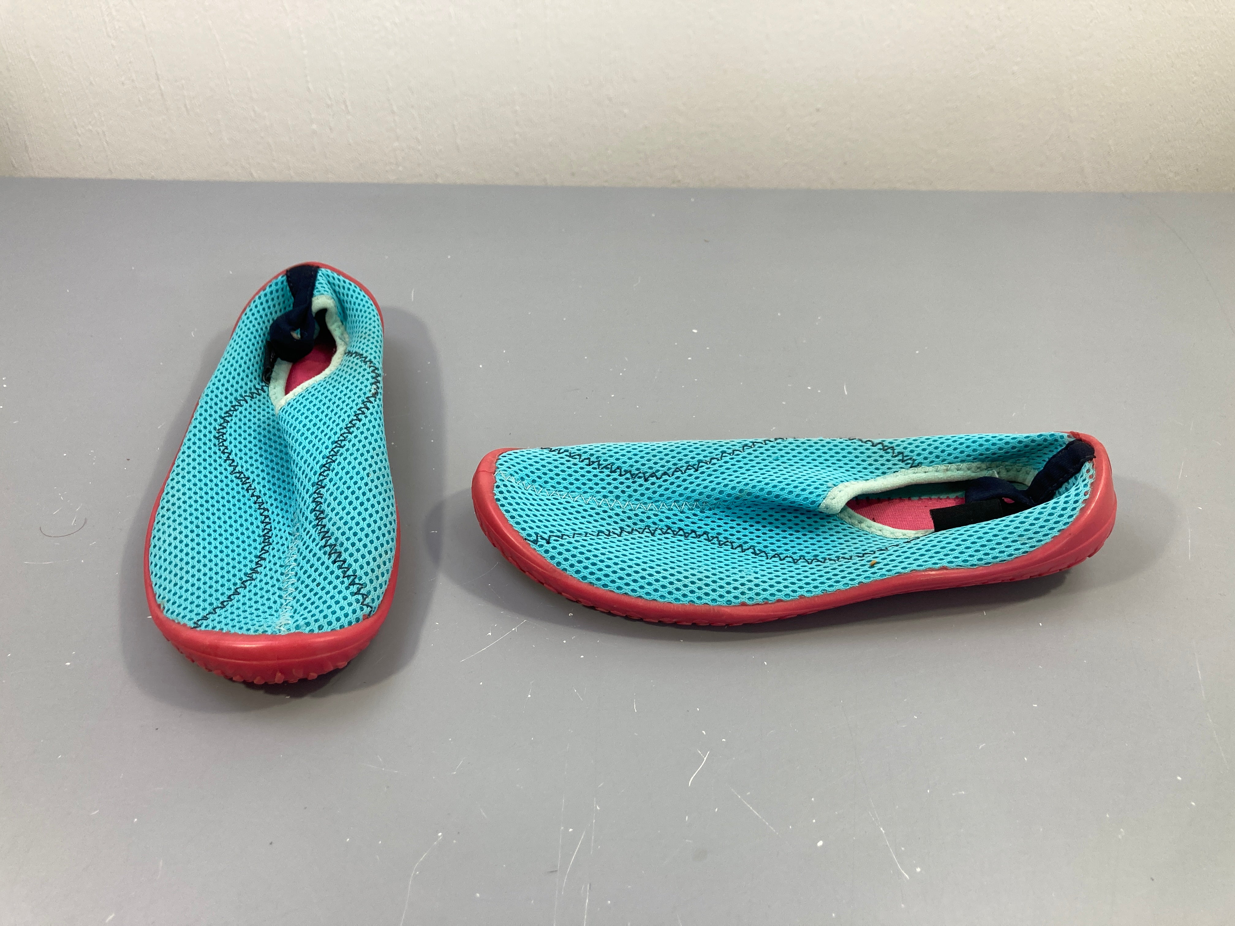 Chaussures d'eau bleu/rose, 34-35