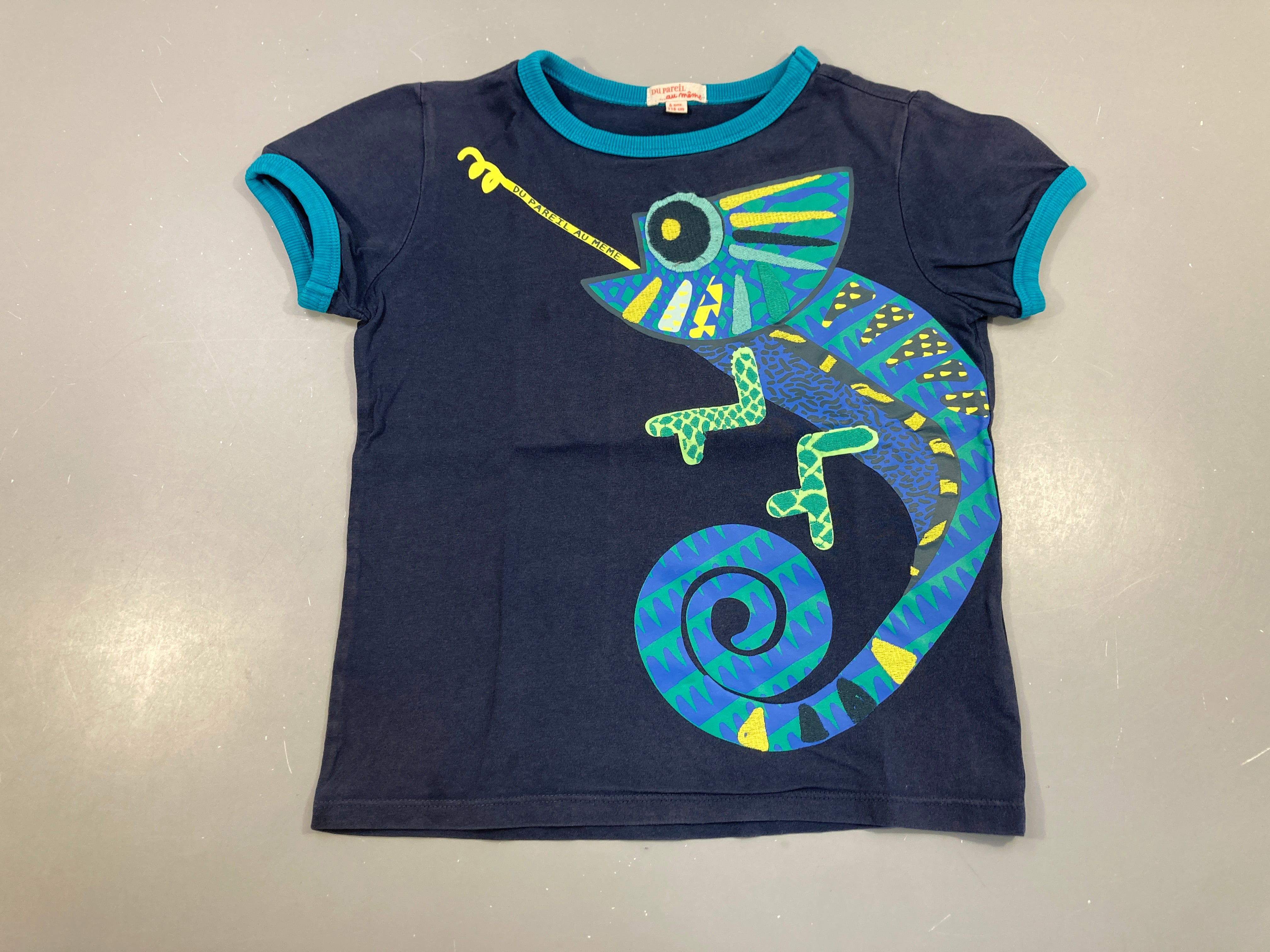 T-shirt m.c bleu marine caméléon relief