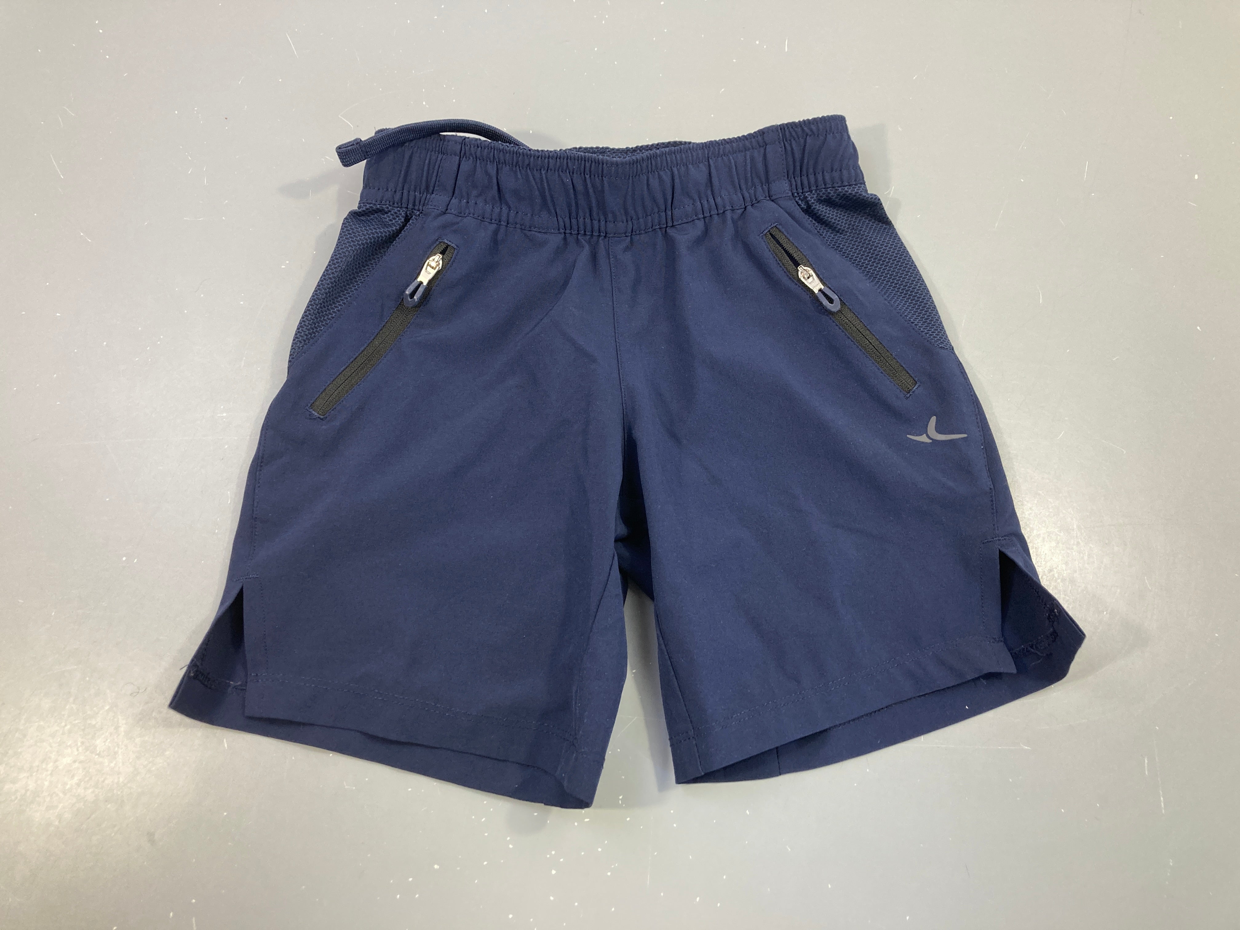 Short de sport bleu marine