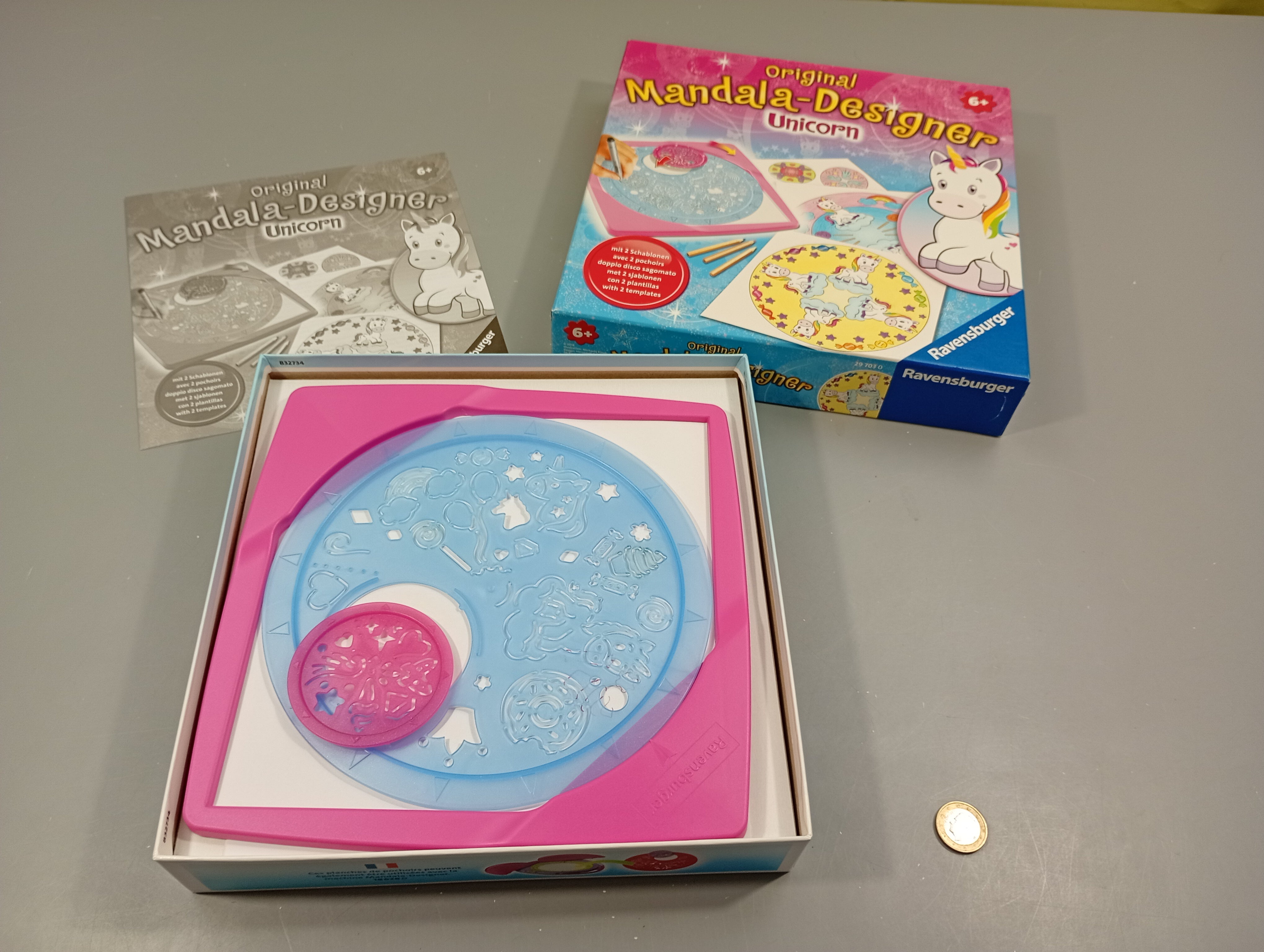 Mandala -Designer unicorn, manque le feutre et les 3 crayons,reste qq feuilles vierges 6a+