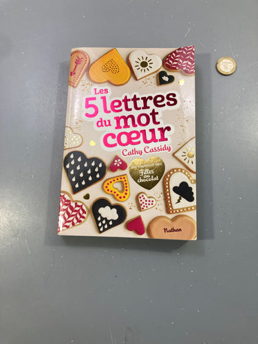 Livre "les 5 lettres du mot cœur", moins cher chez Petit Kiwi