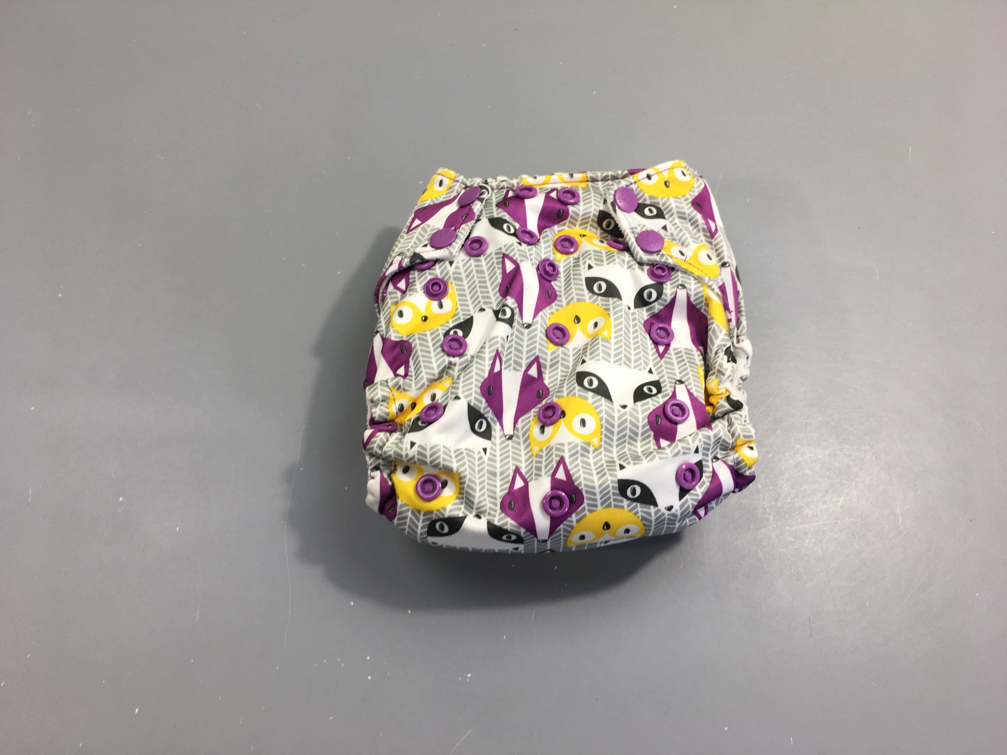 Rumparooz Couche lavable blanche animaux jaune/mauve taille réglable TU