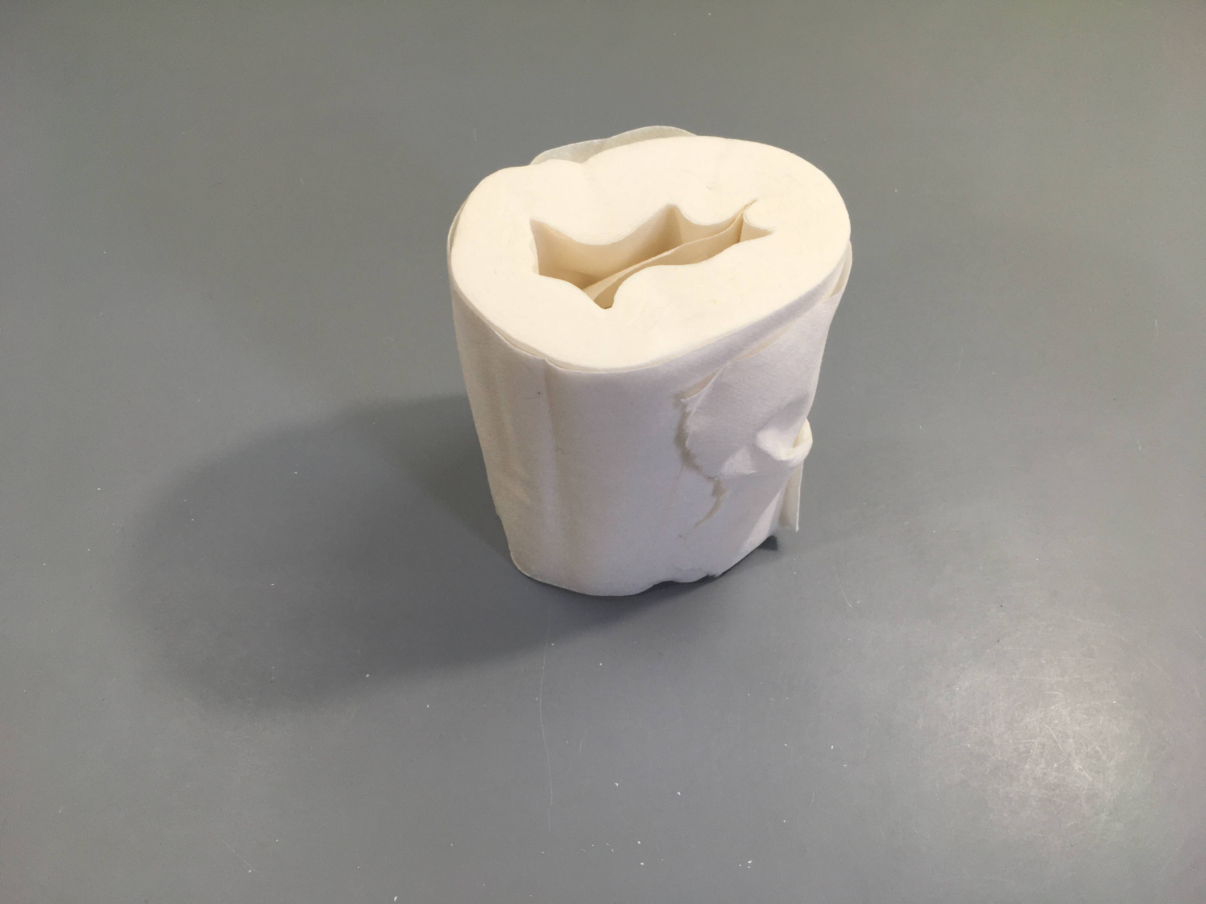 Rouleau papier de prote.ction entamé