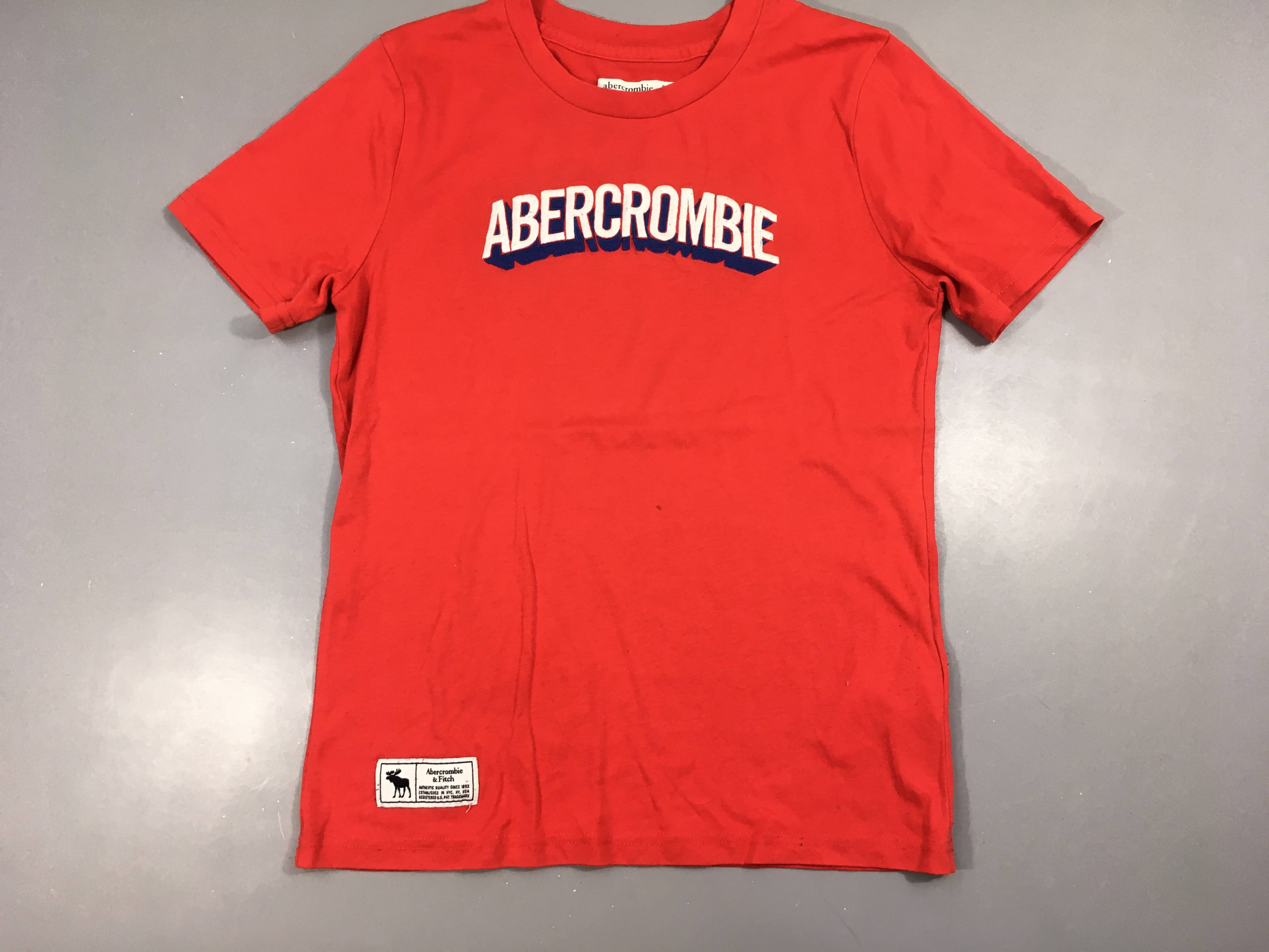 T-shirt m.c rouge Abercrombie-Petite tache ventre
