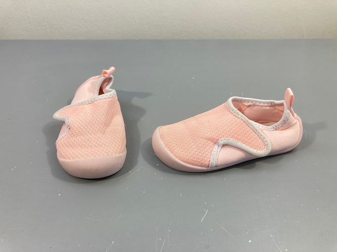 Chaussons de gym rose pâle scratchs, 25, moins cher chez Petit Kiwi