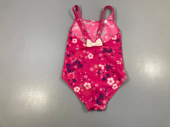 Maillot rose fleuri (taille estimée), moins cher chez Petit Kiwi