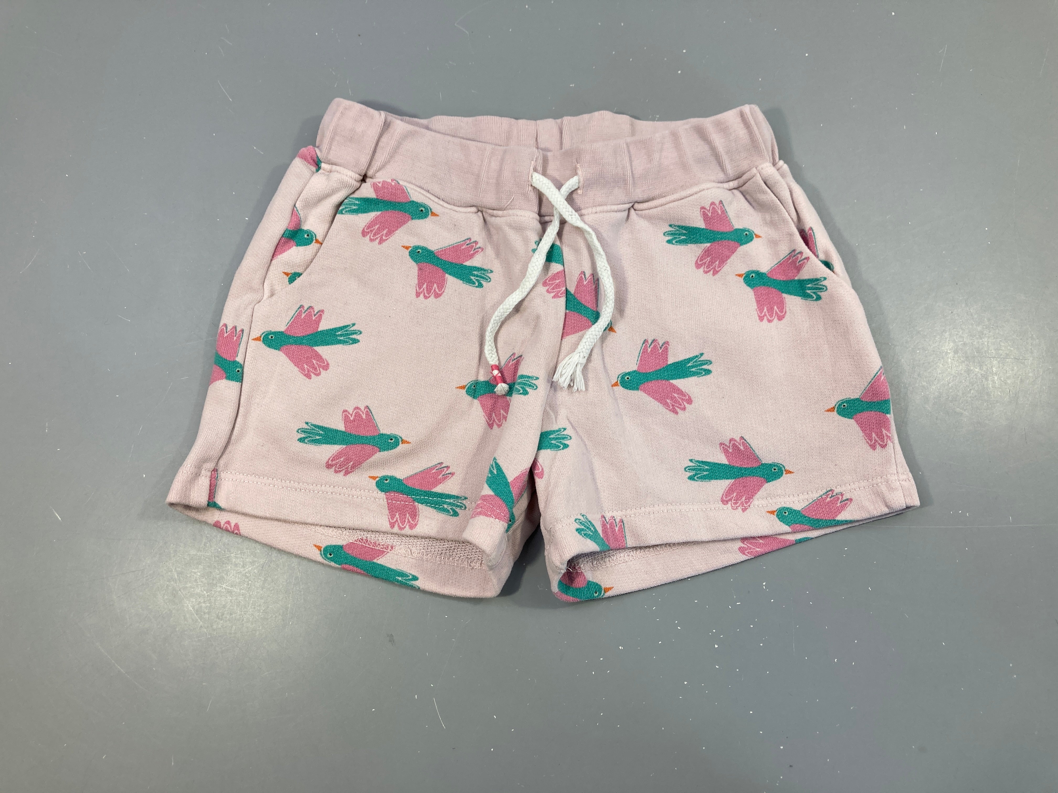 Short molleton rose/mauve oiseaux