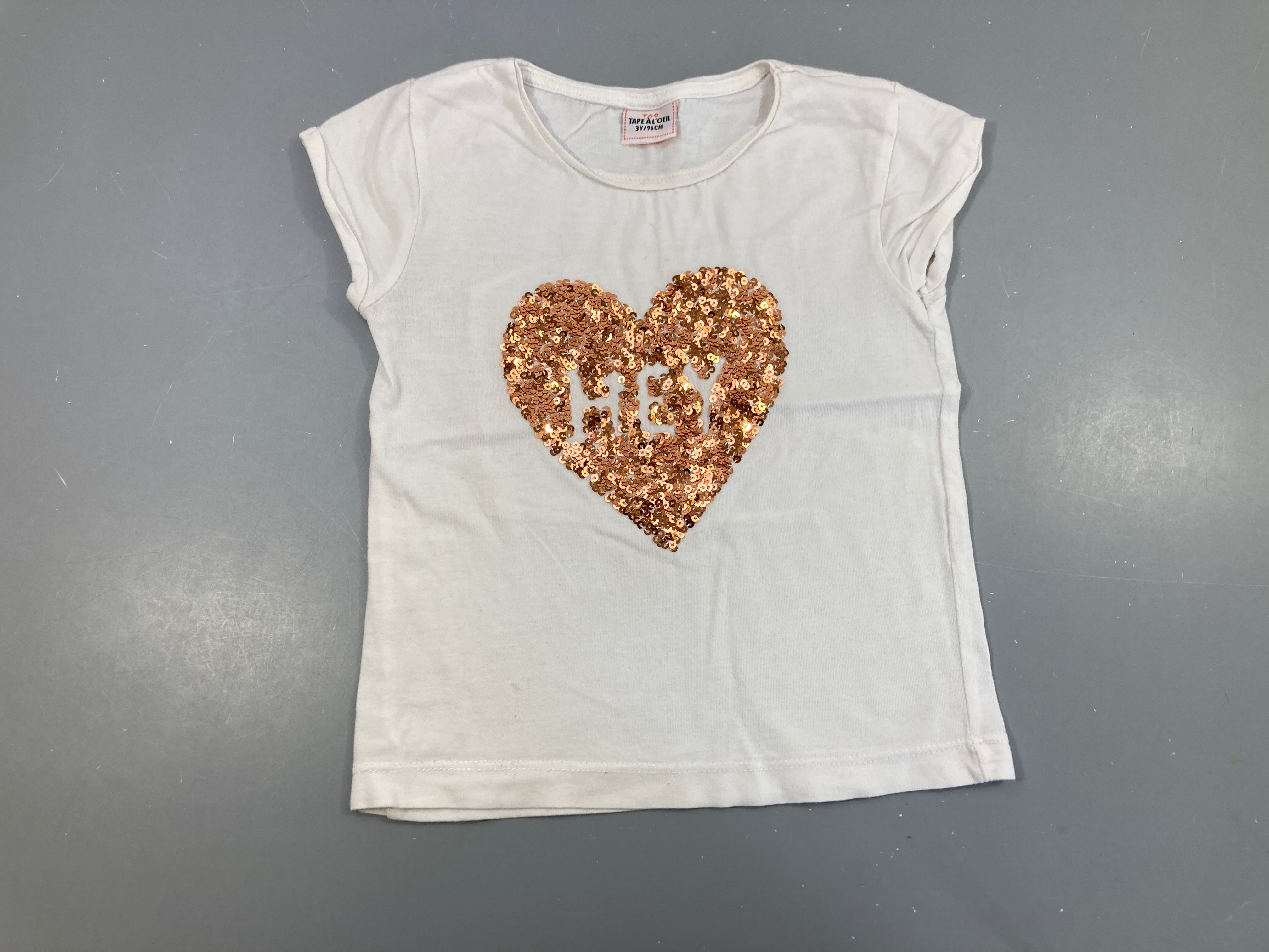 T-shirt m.c blanc coeurs sequins