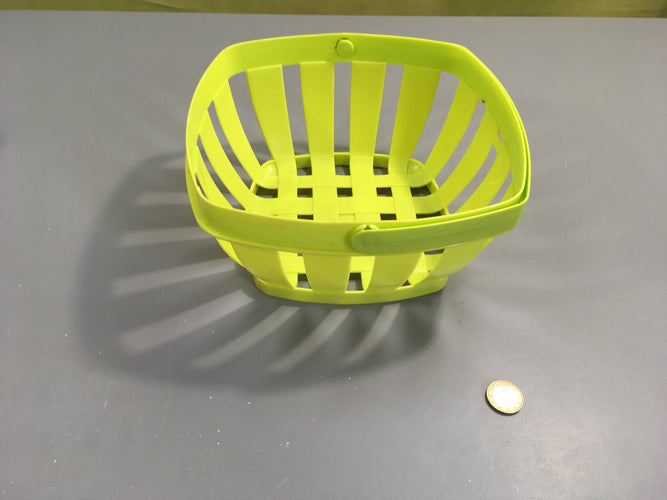 Panier plastique vert, moins cher chez Petit Kiwi