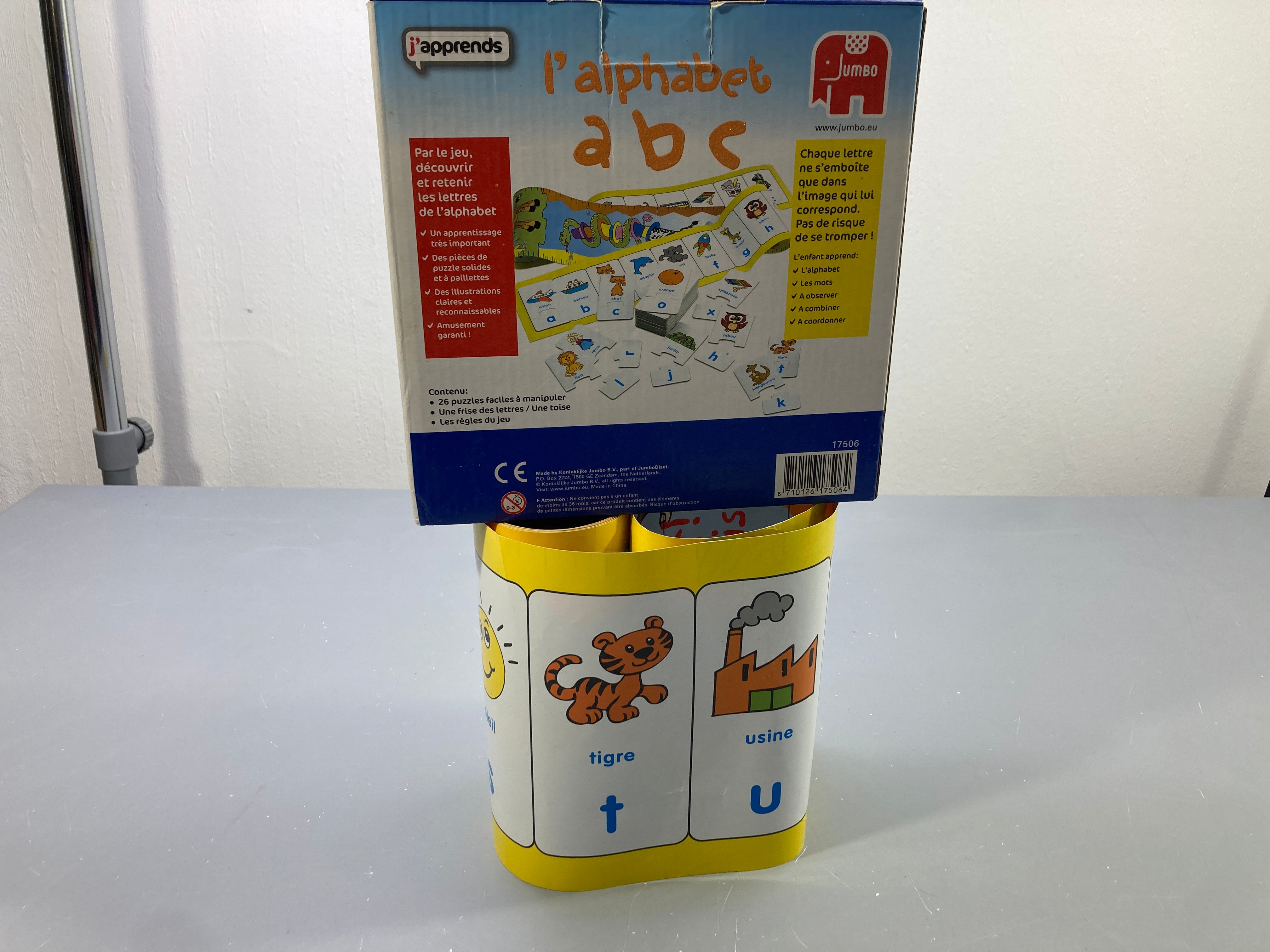 J'apprends l'alphabet ABC, 26 puzzles lettres et mots
