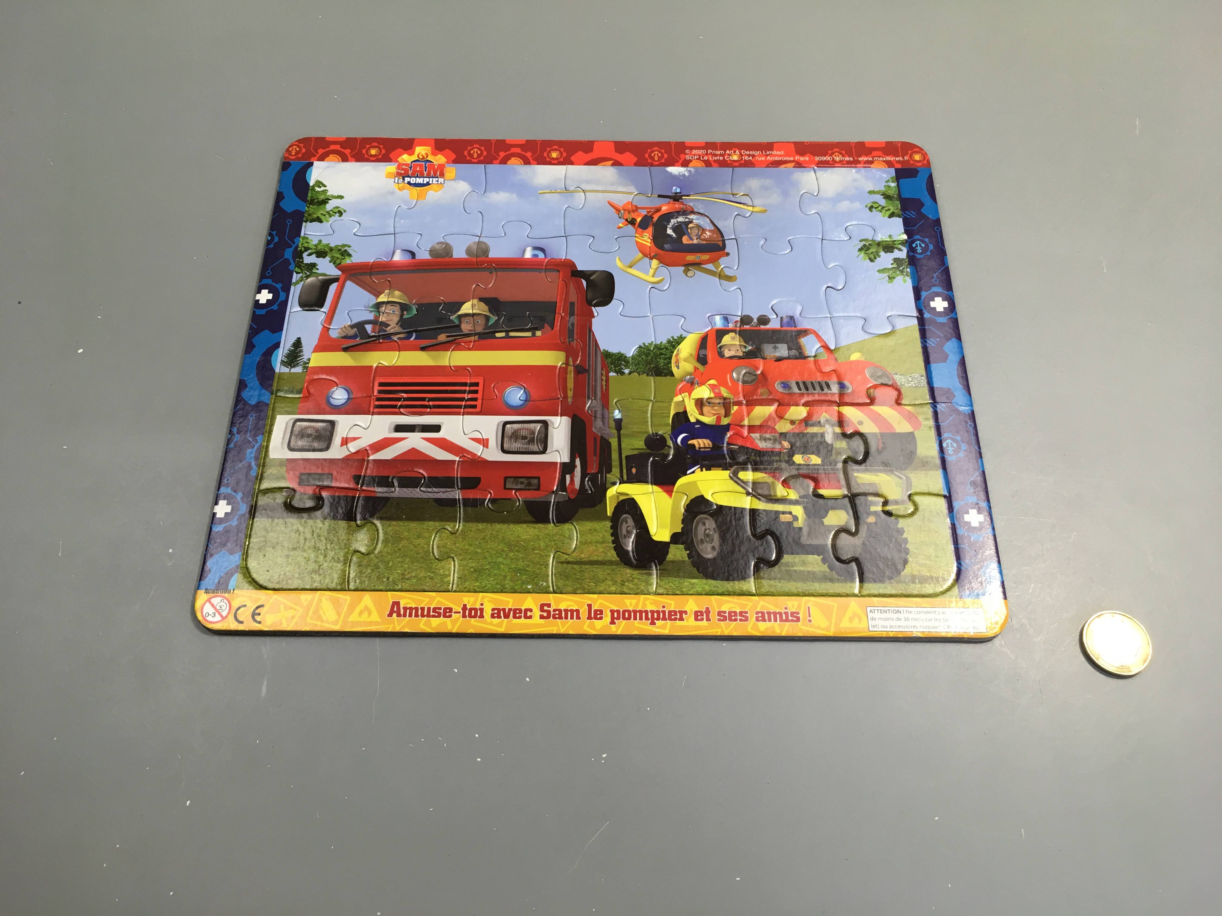 Planche puzzle 30pcs Mickey et Donald vélos